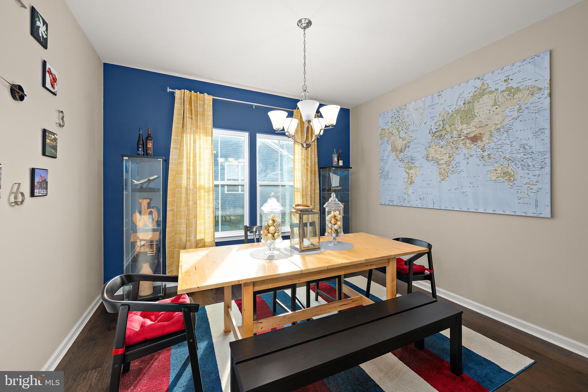 OAKWOOD VILLAGE - Residential
