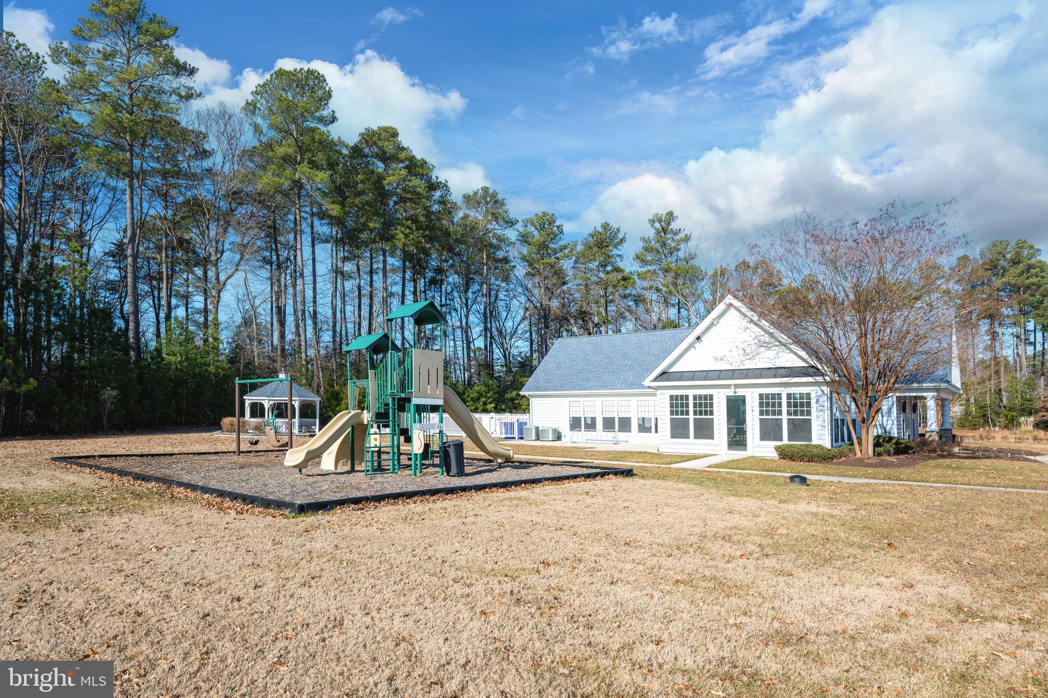 OAKWOOD VILLAGE - Residential