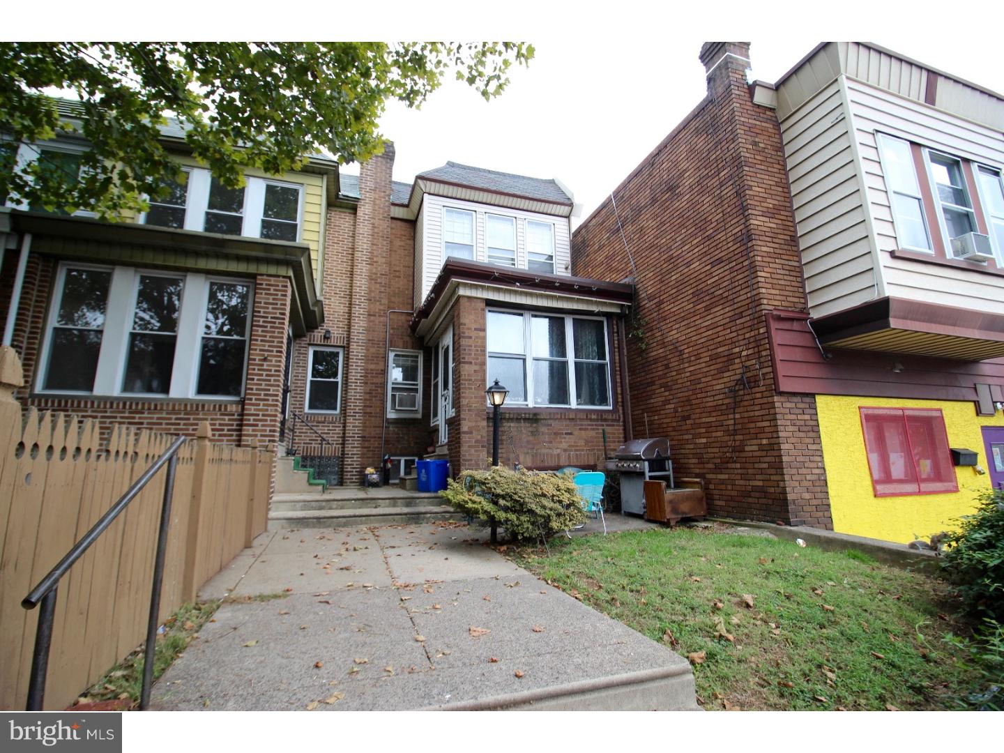 OXFORD CIRCLE - Residential