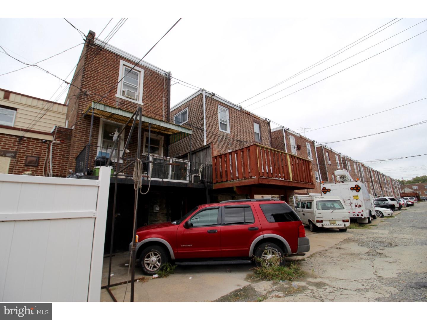 OXFORD CIRCLE - Residential