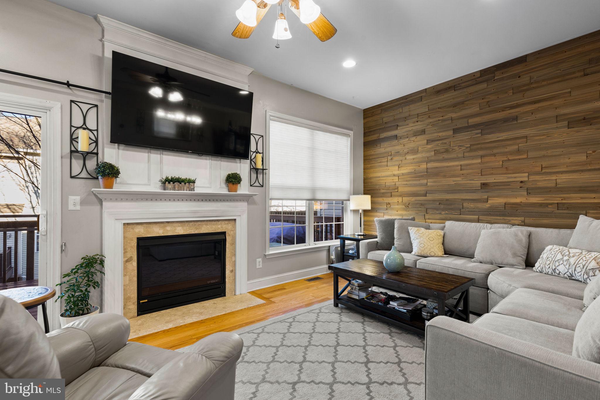 ANDORRA WOODS - Residential