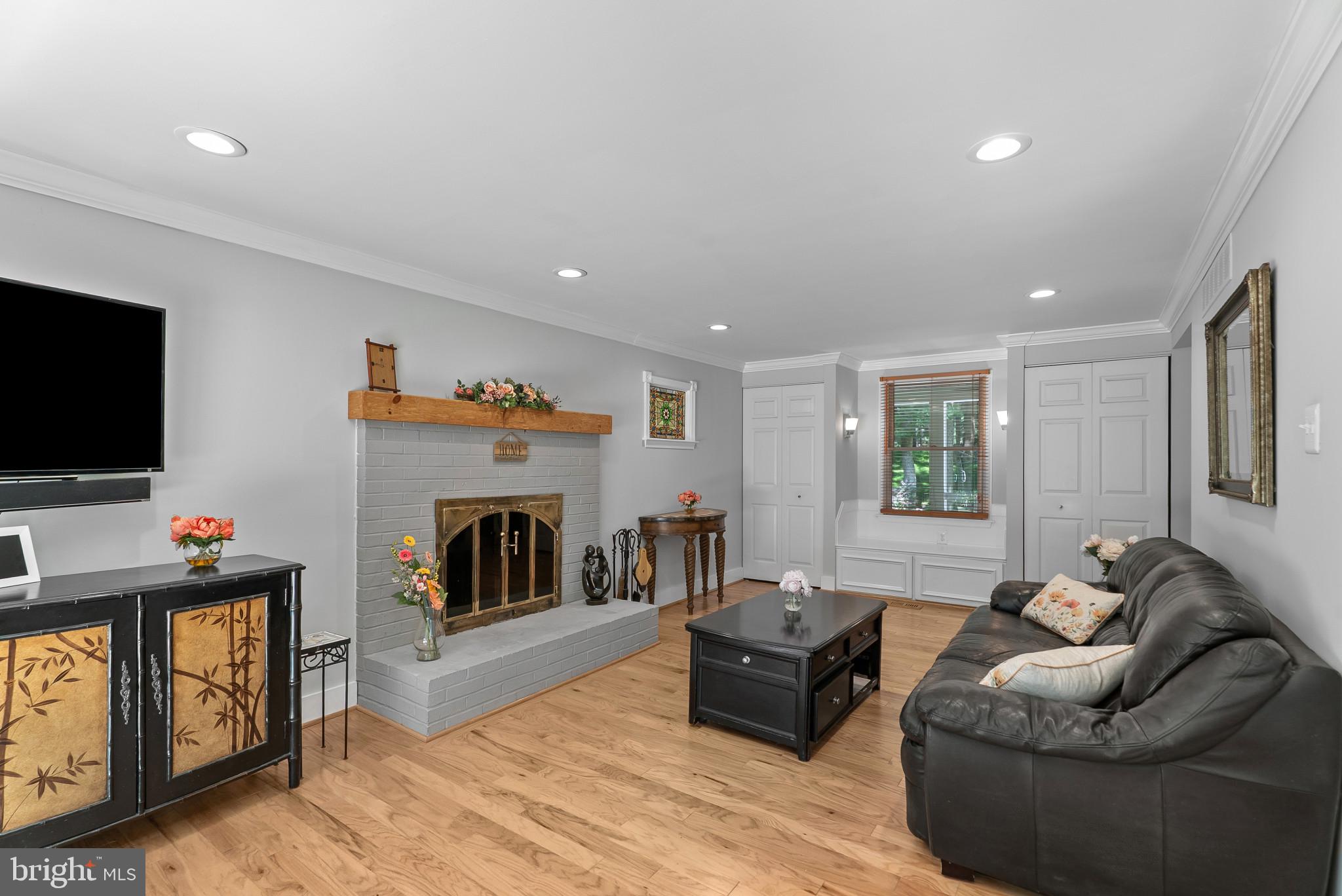 FOLLY FARMS - Residential