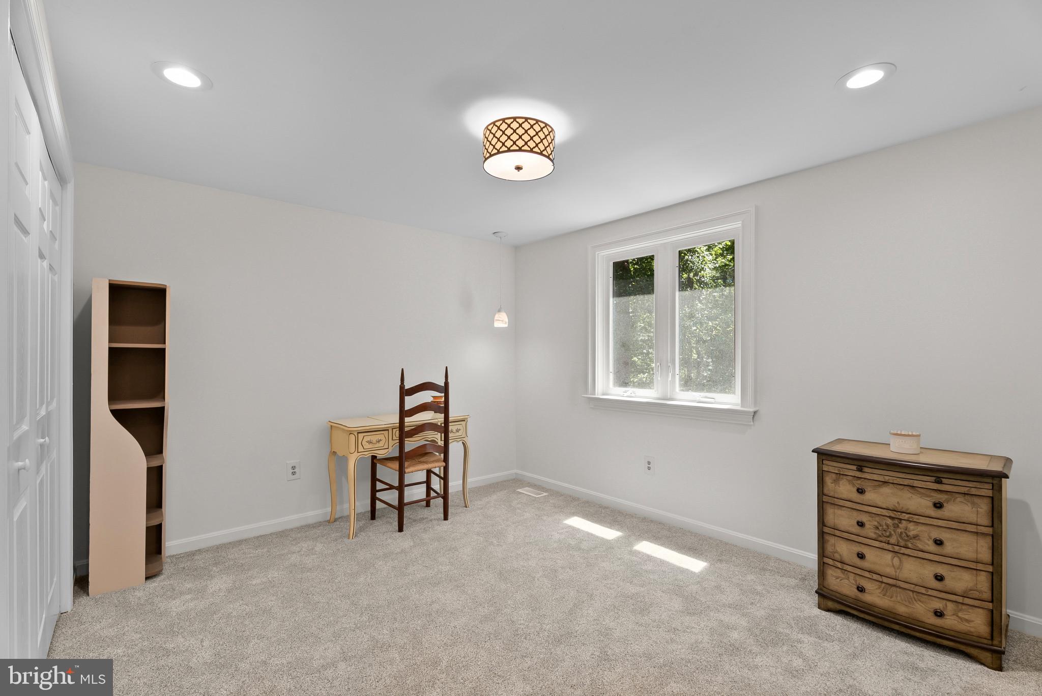 FOLLY FARMS - Residential