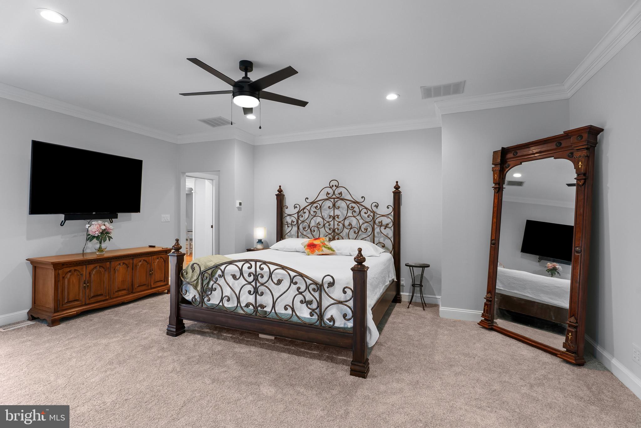 FOLLY FARMS - Residential