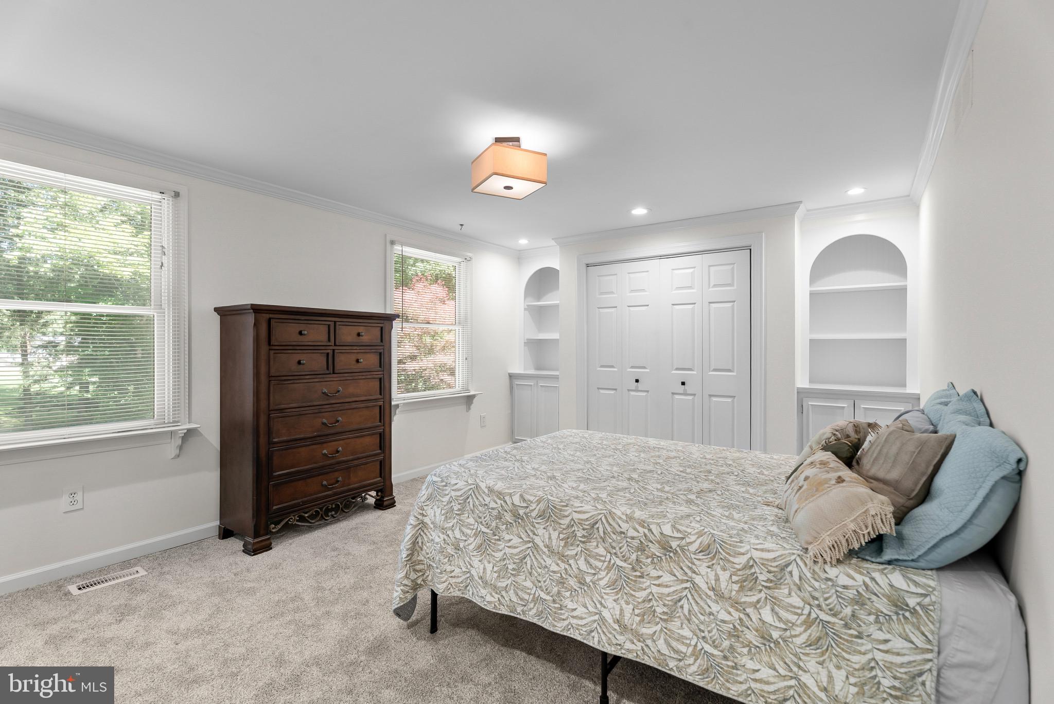 FOLLY FARMS - Residential