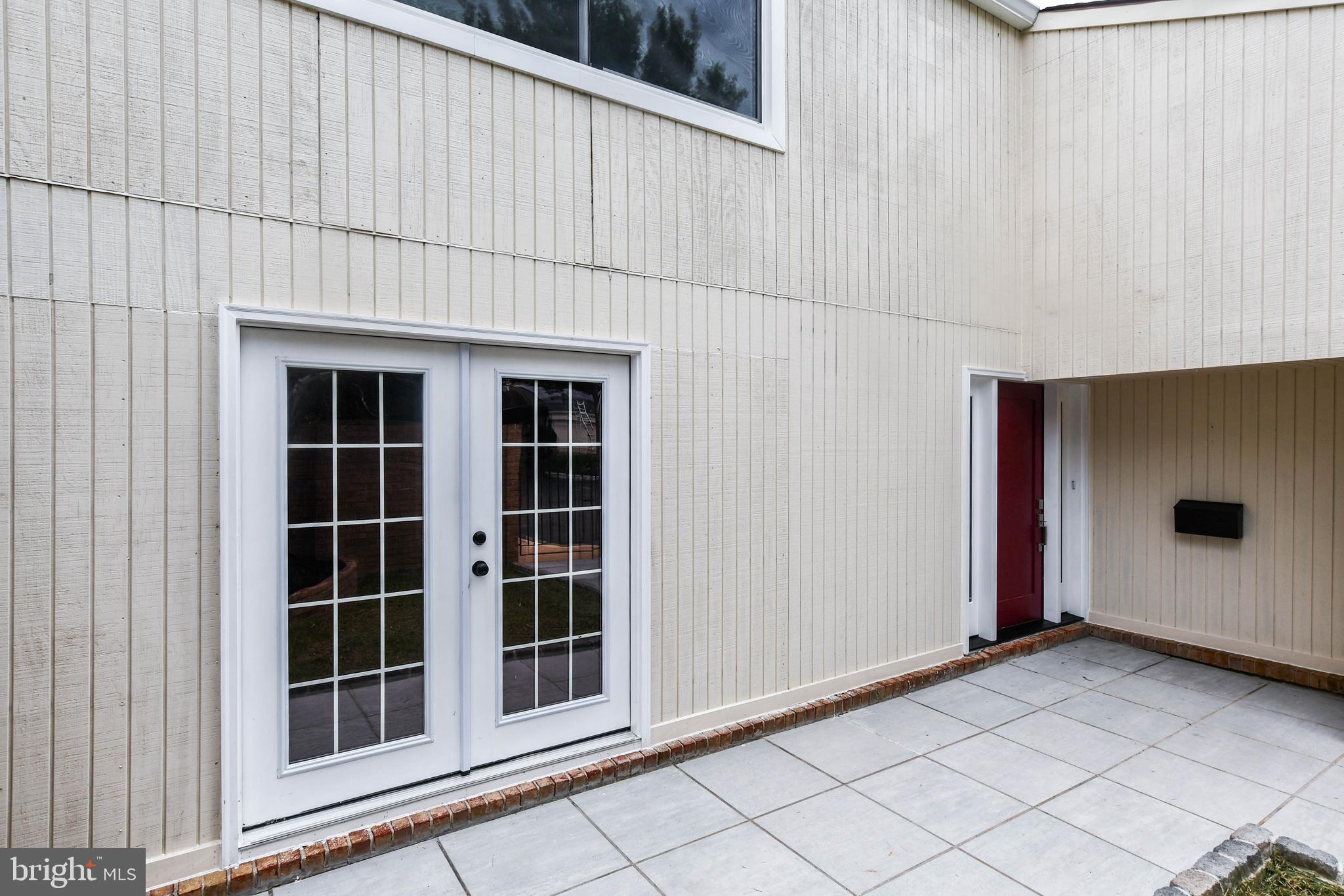 COURTS OF WHETSTONE - Residential