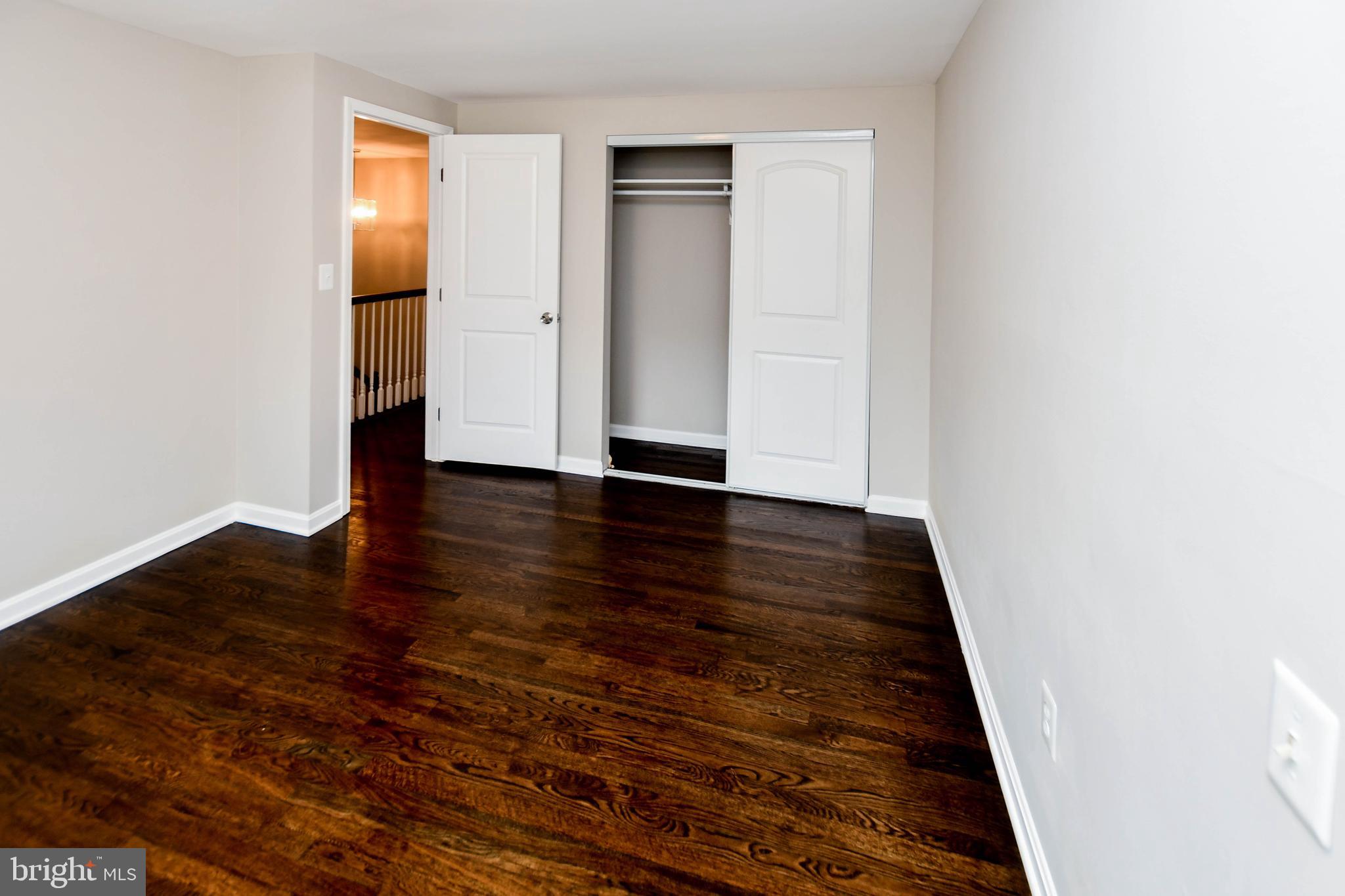 COURTS OF WHETSTONE - Residential