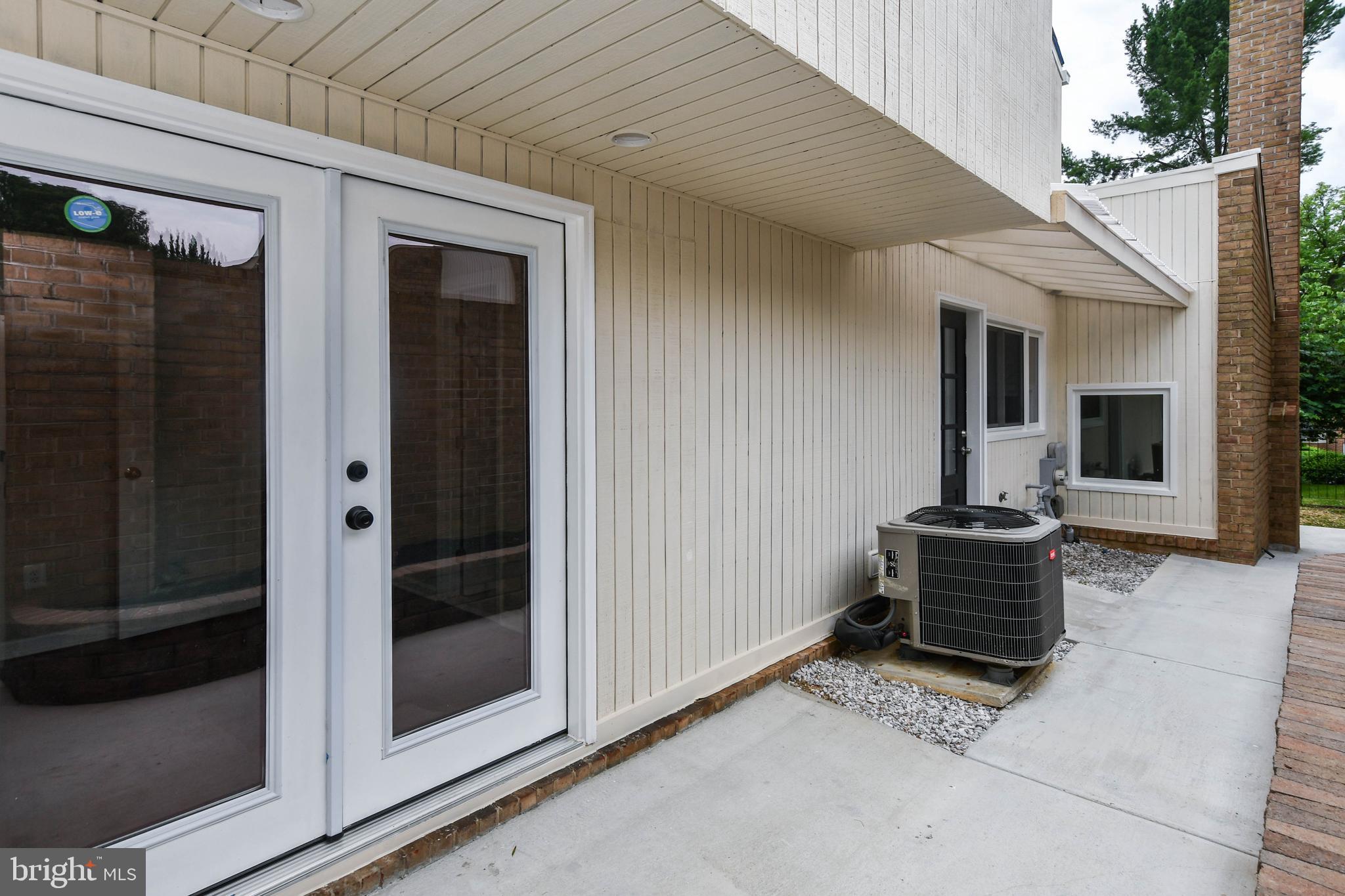 COURTS OF WHETSTONE - Residential