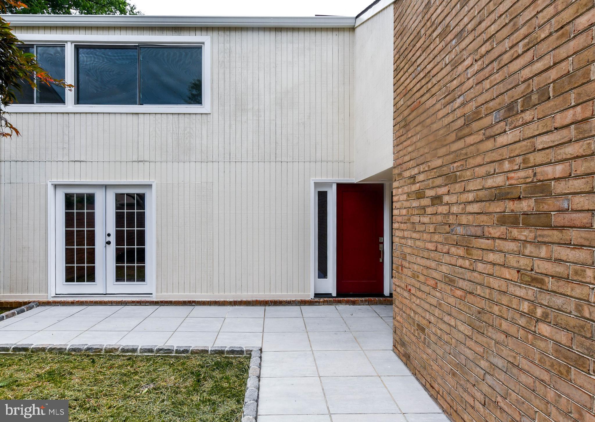 COURTS OF WHETSTONE - Residential