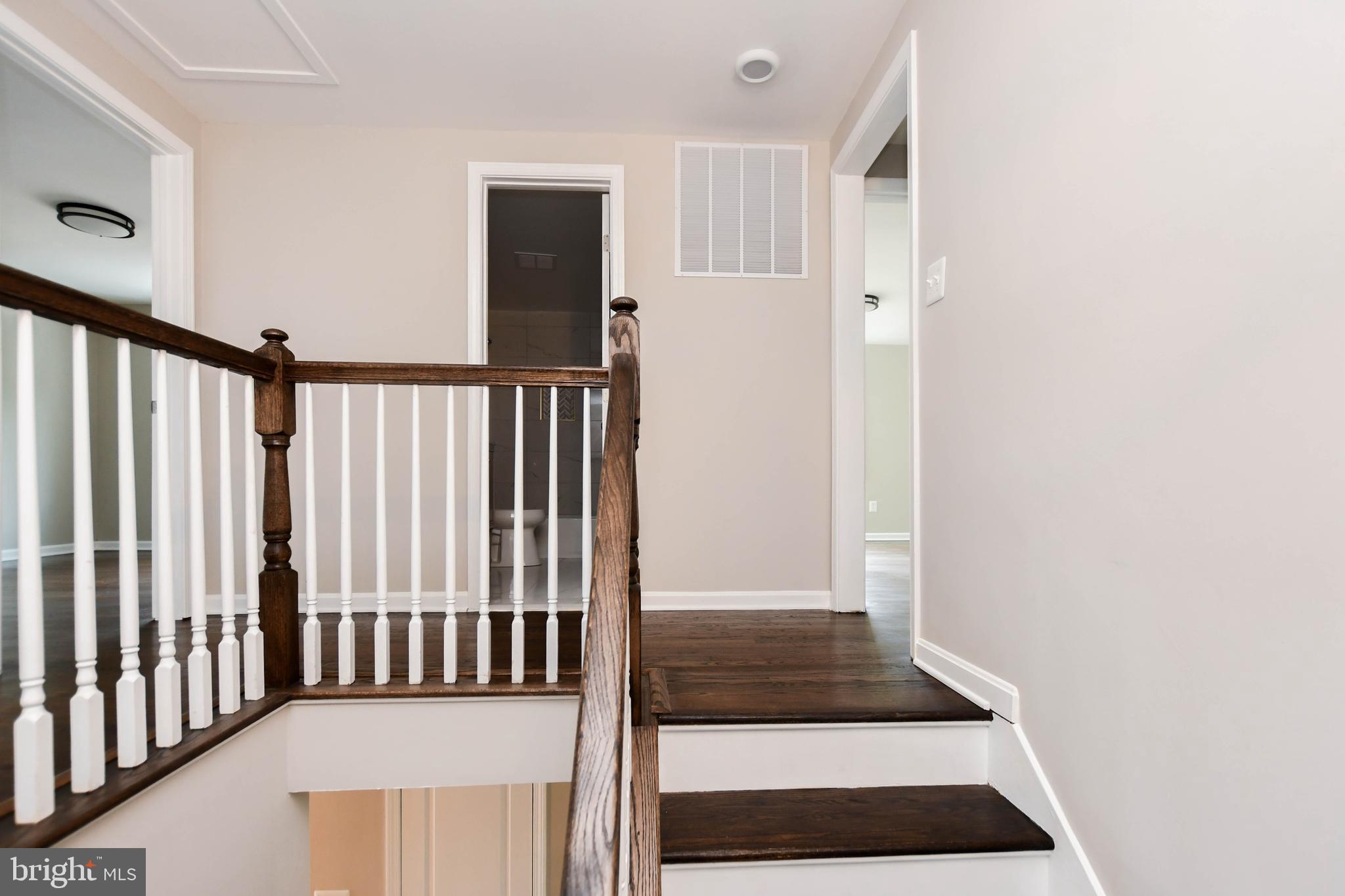 COURTS OF WHETSTONE - Residential