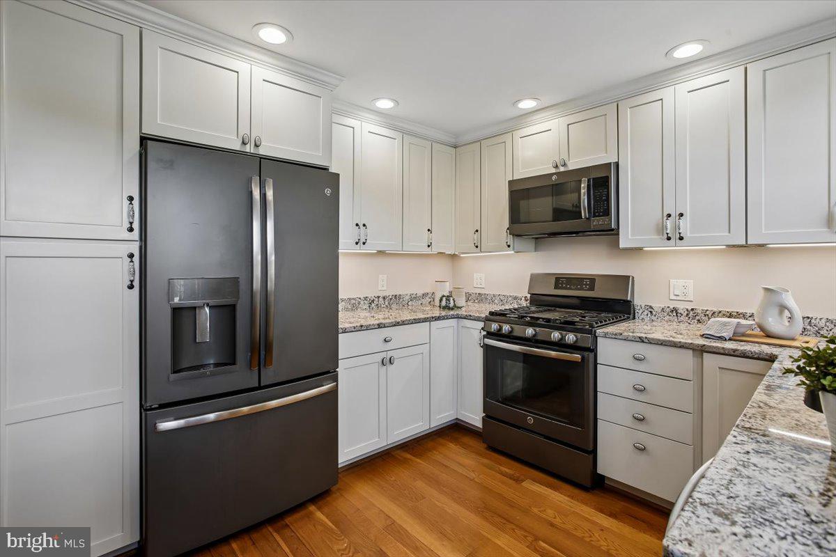 FORT BARNARD HEIGHTS - Residential