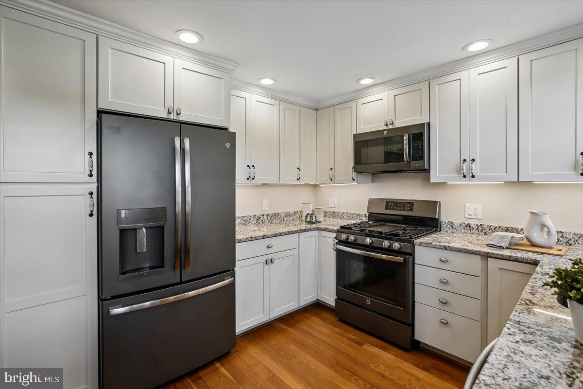 FORT BARNARD HEIGHTS - Residential