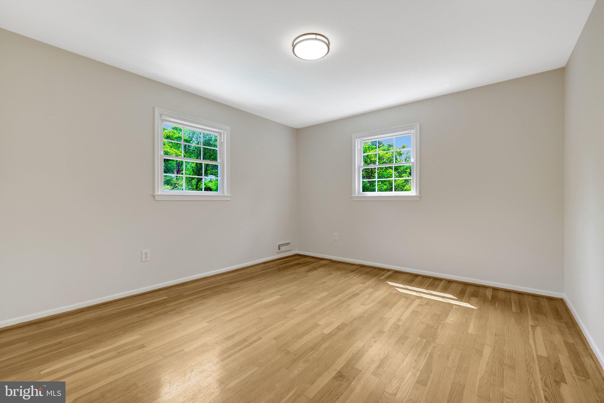 MANTUA HILLS - Residential