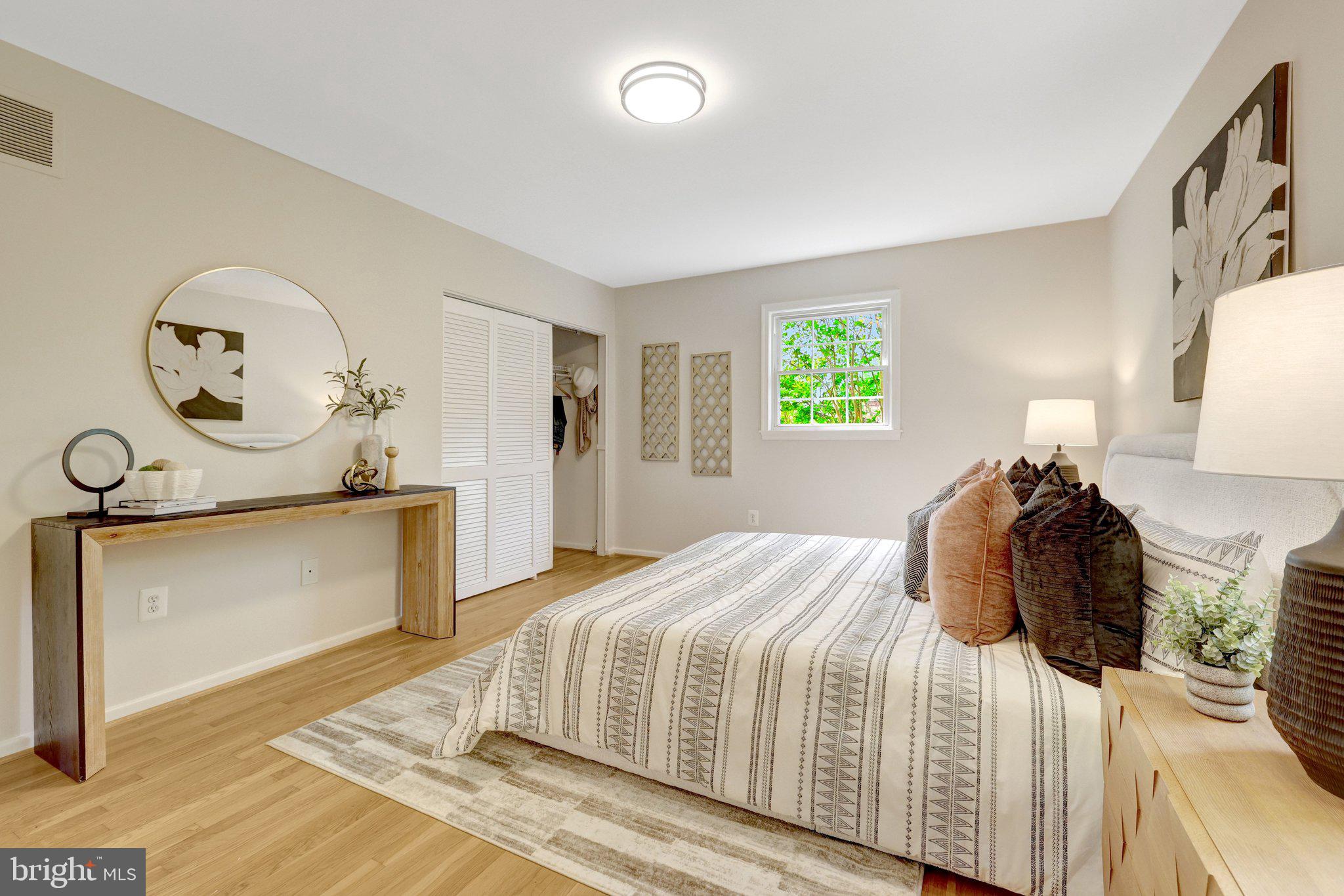 MANTUA HILLS - Residential