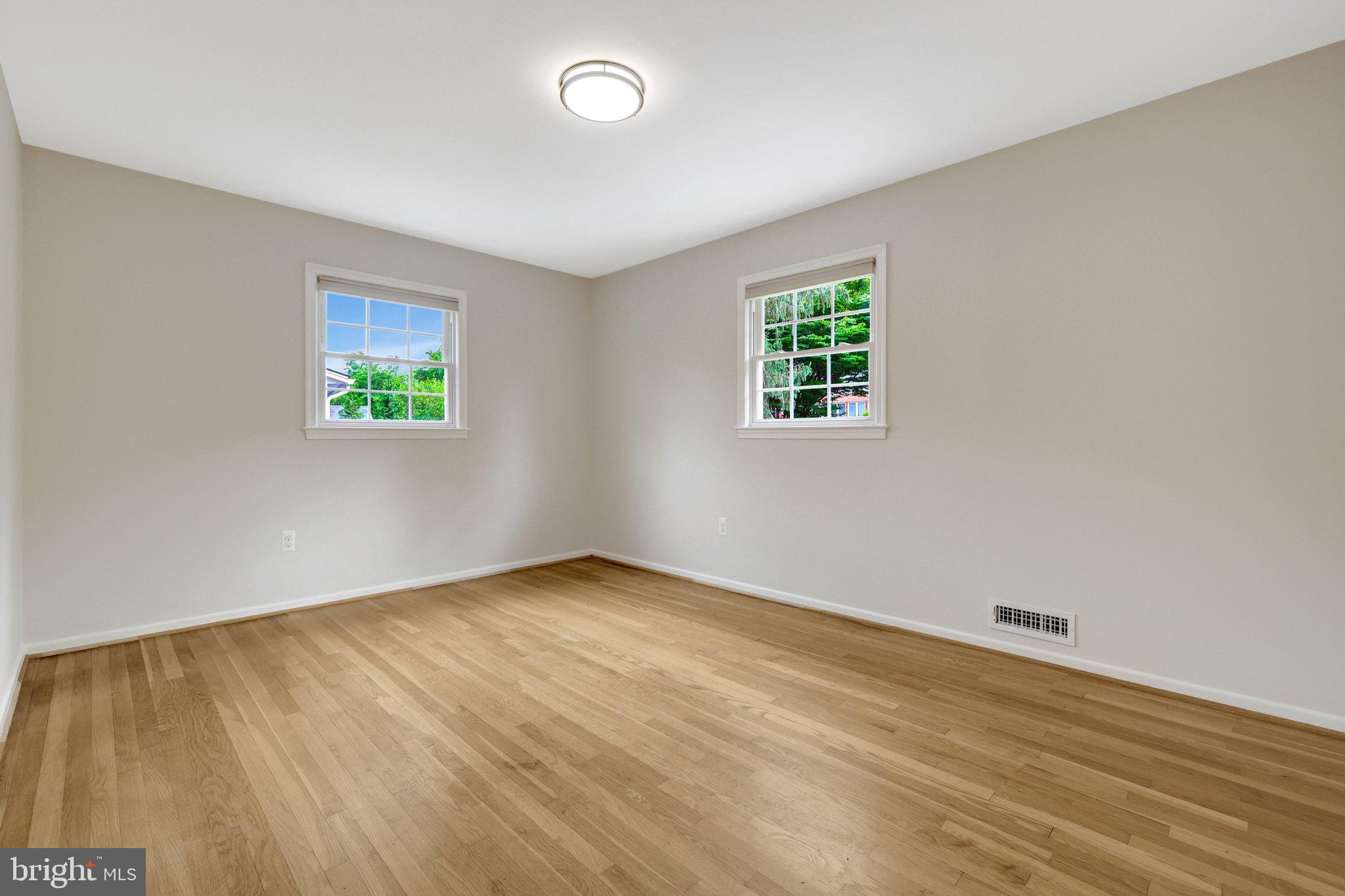 MANTUA HILLS - Residential