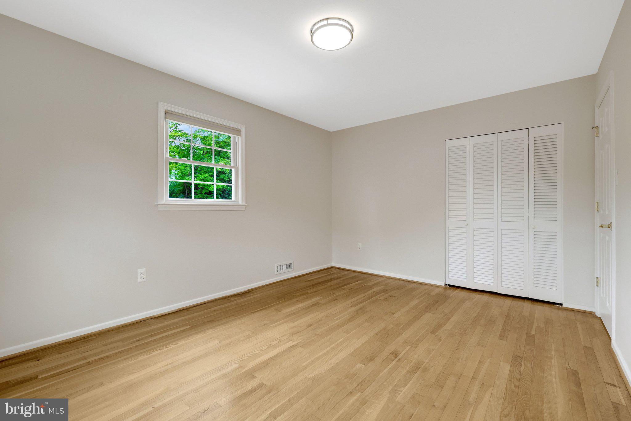MANTUA HILLS - Residential