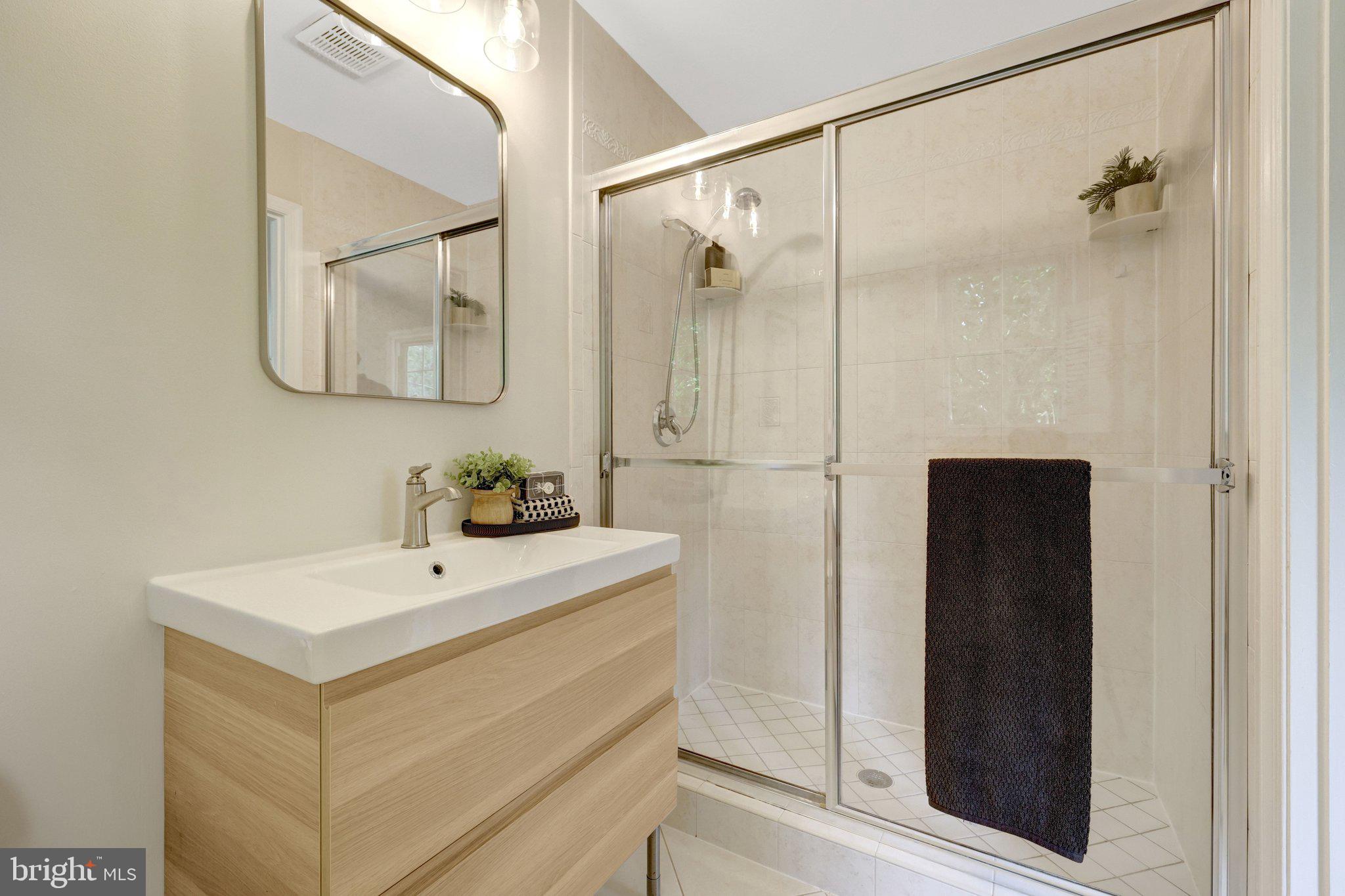MANTUA HILLS - Residential
