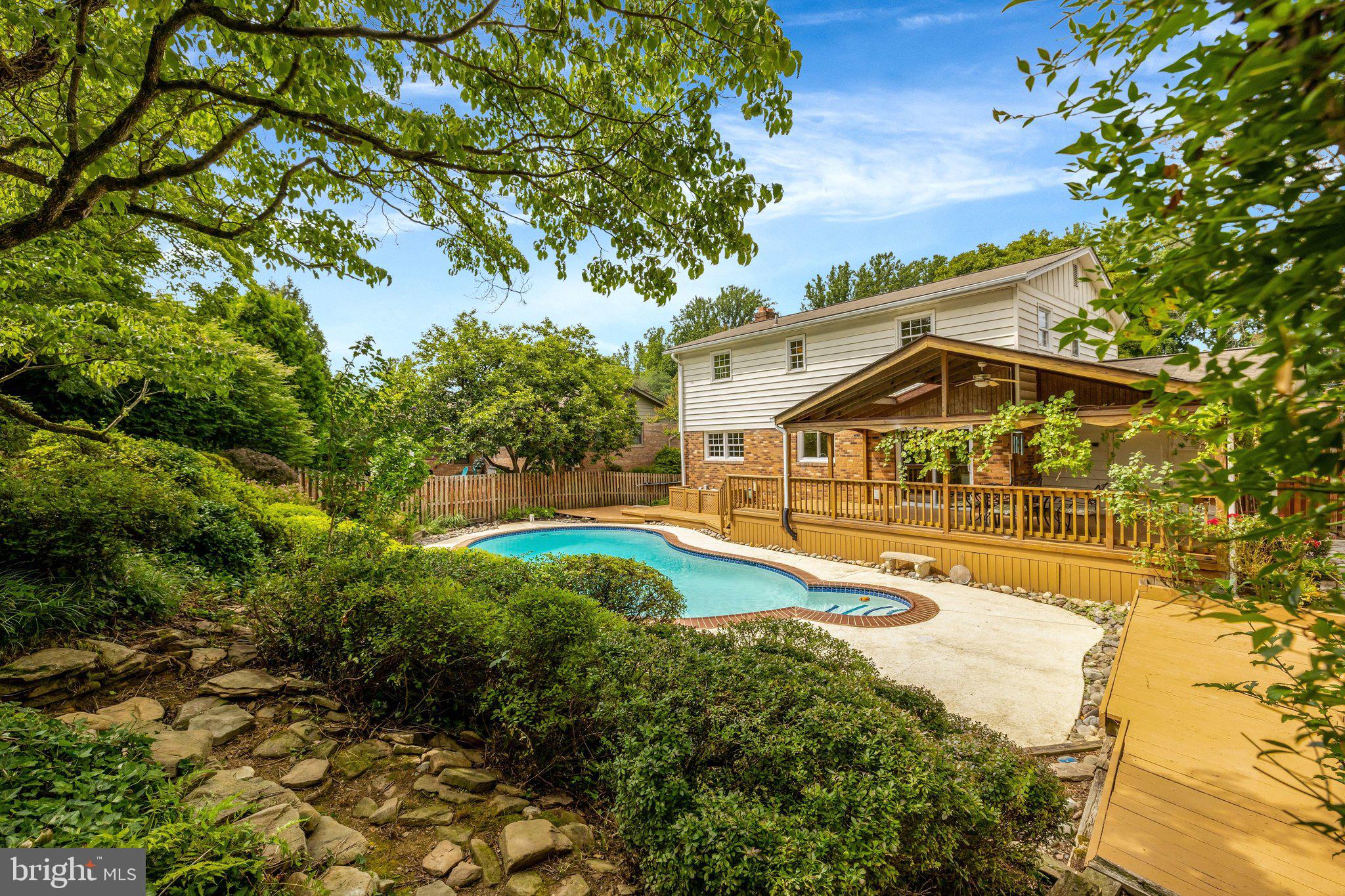 MANTUA HILLS - Residential
