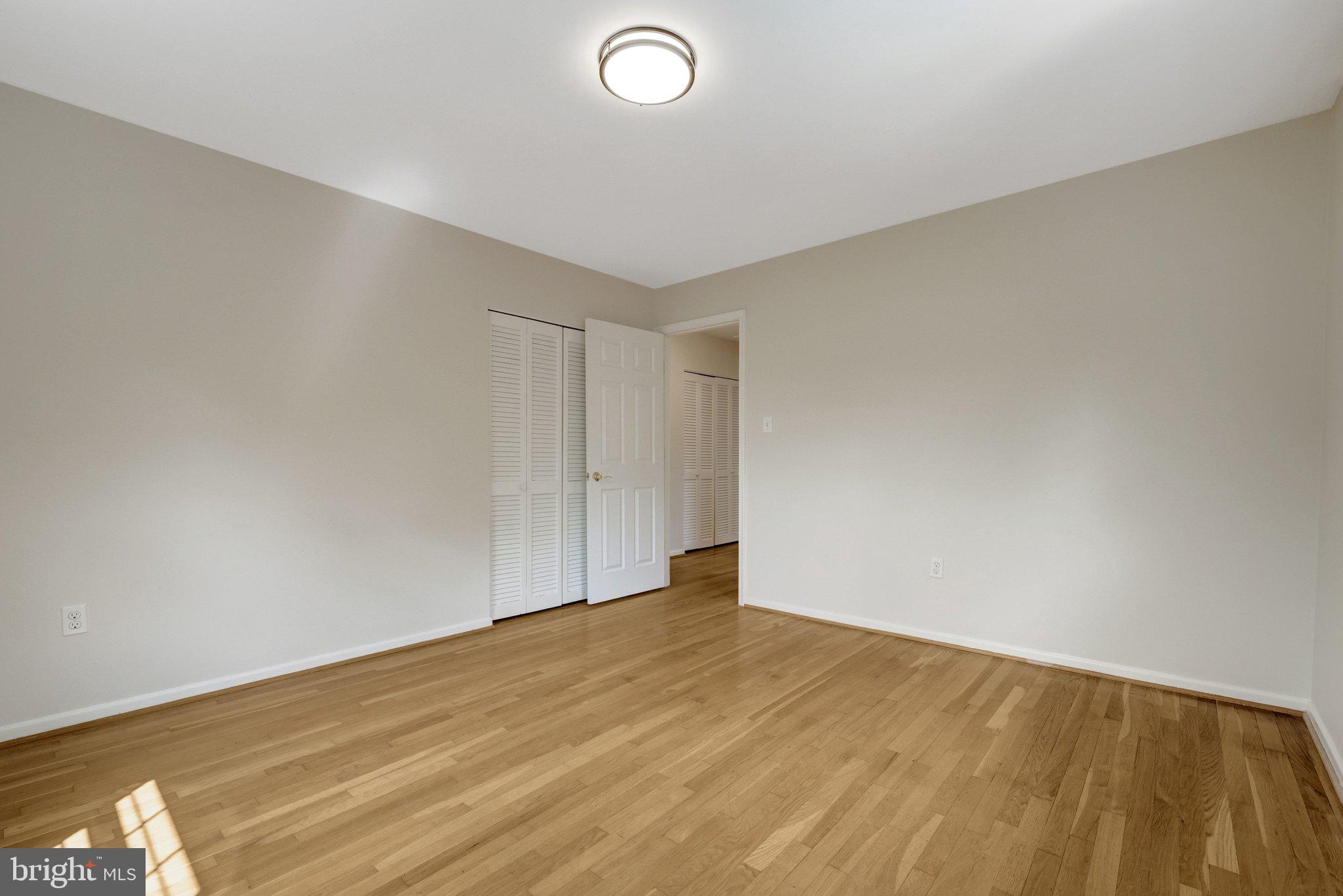 MANTUA HILLS - Residential
