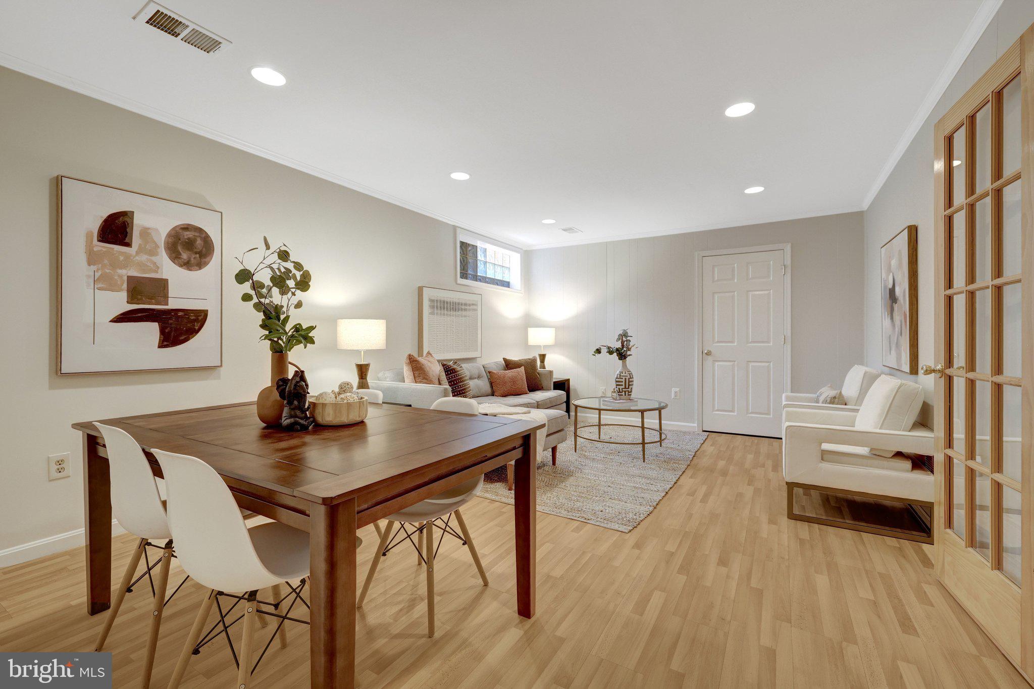 MANTUA HILLS - Residential
