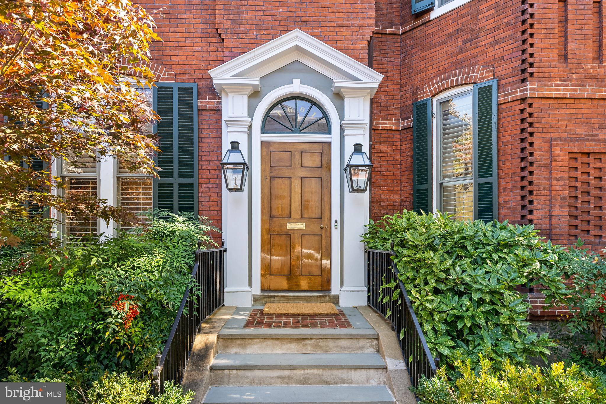 GEORGETOWN - Residential