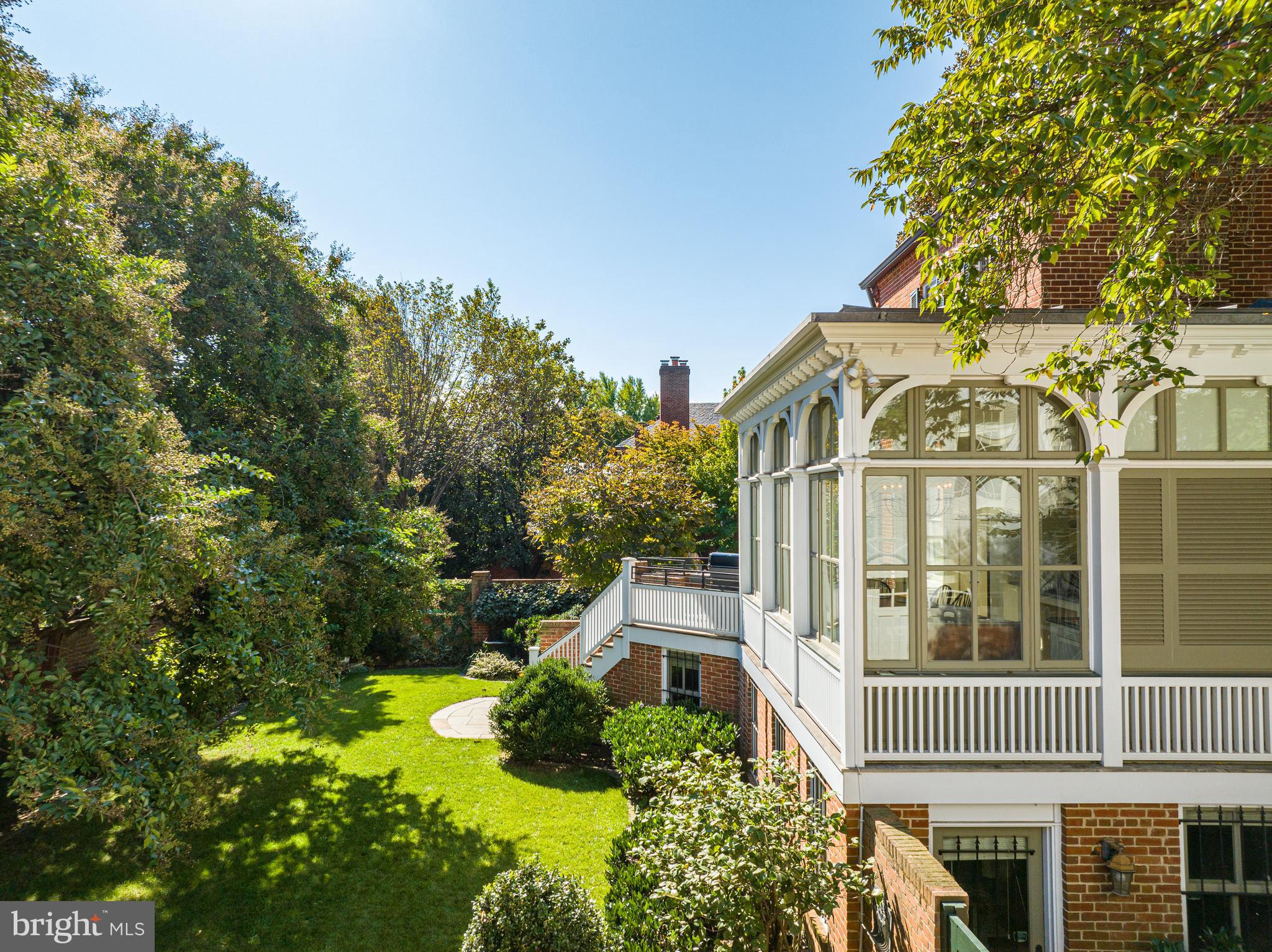 GEORGETOWN - Residential