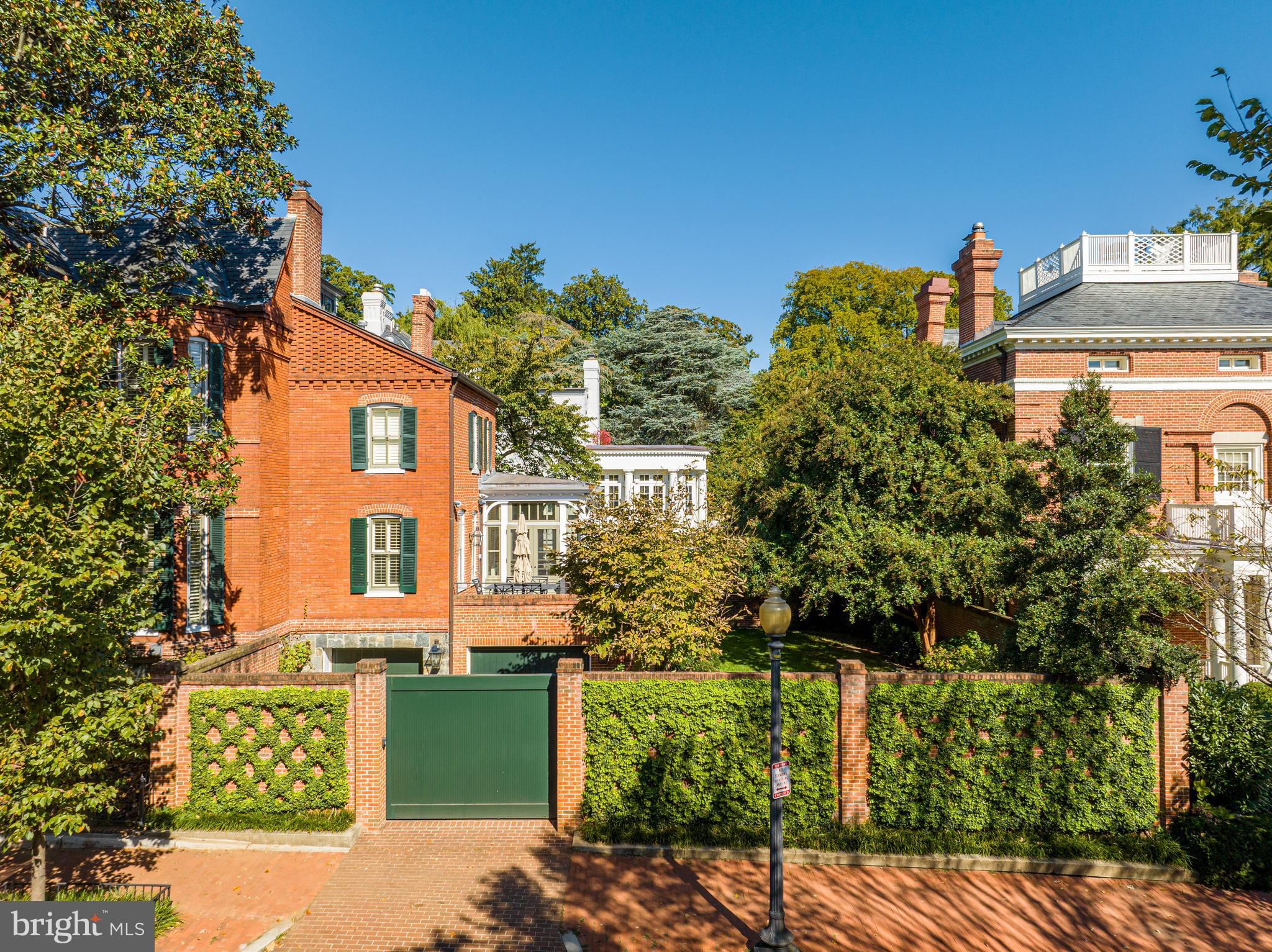 GEORGETOWN - Residential