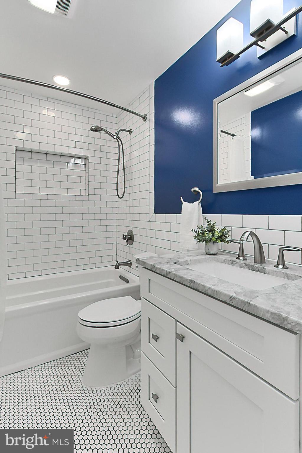 CITY PARK HOMES - Residential