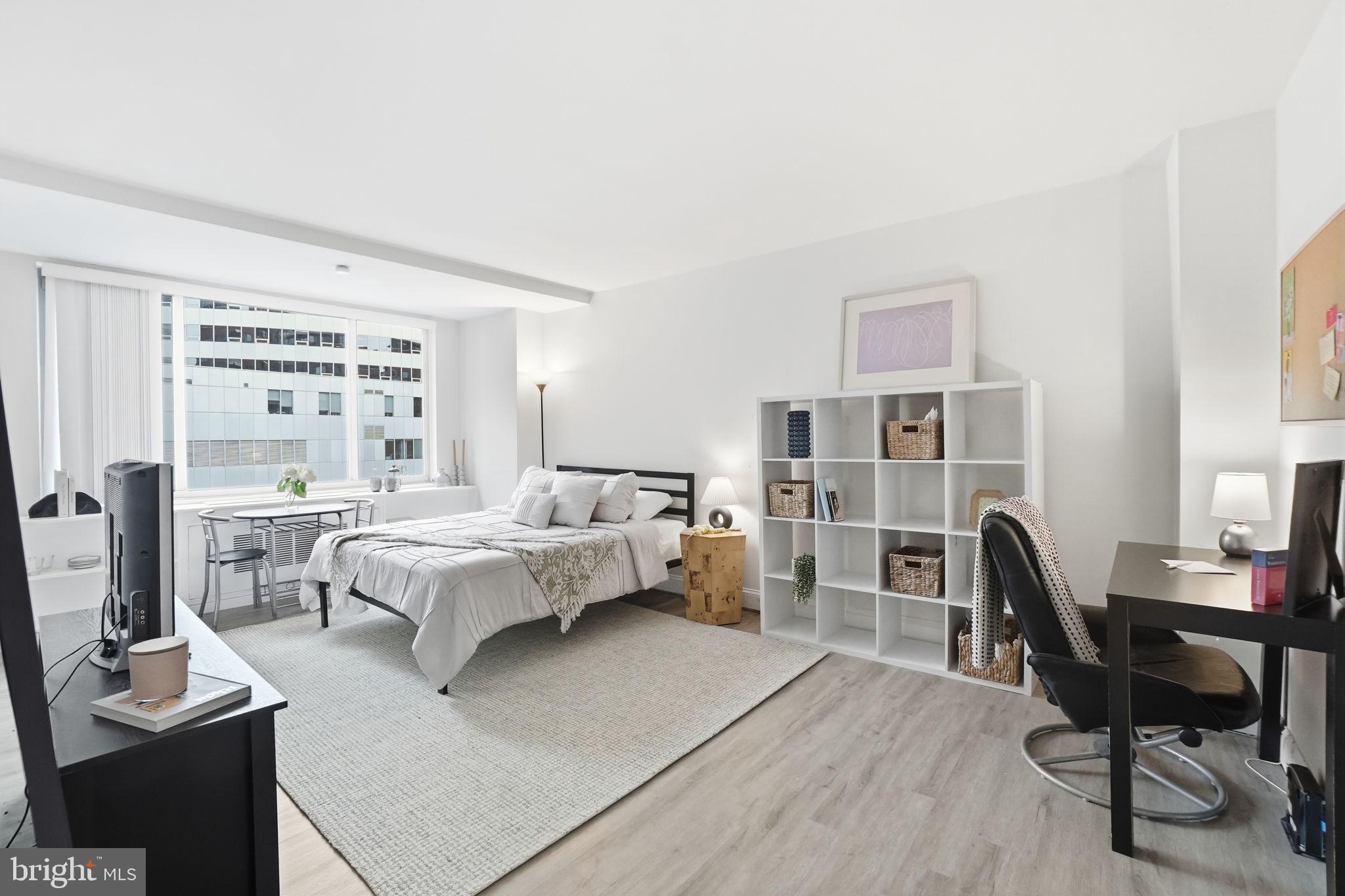 RIVER PLACE NORTH - Residential