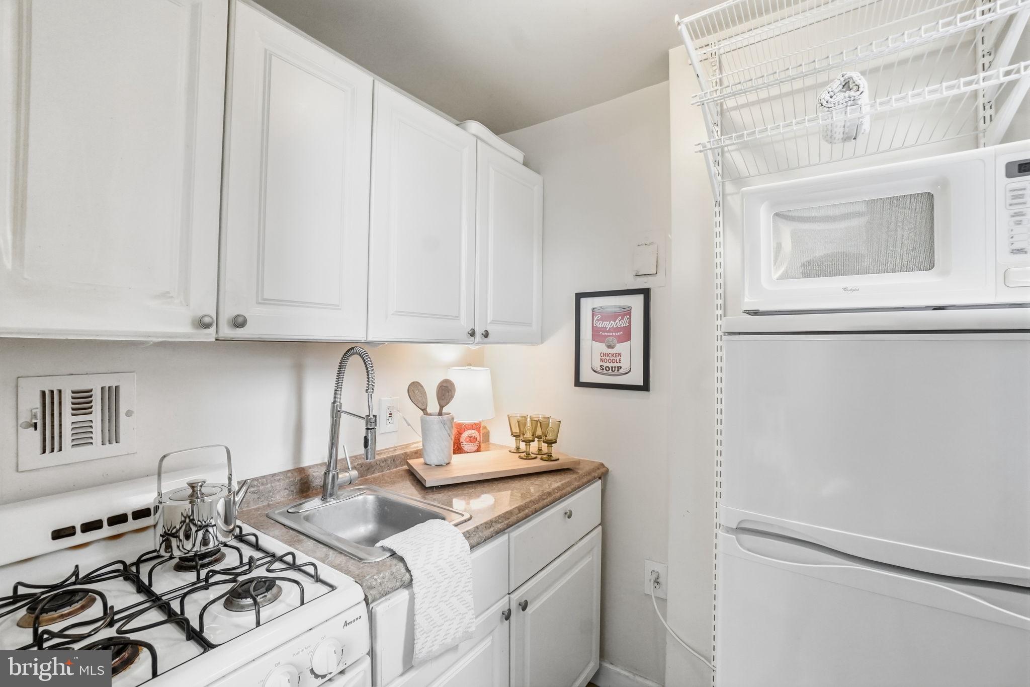 RIVER PLACE NORTH - Residential