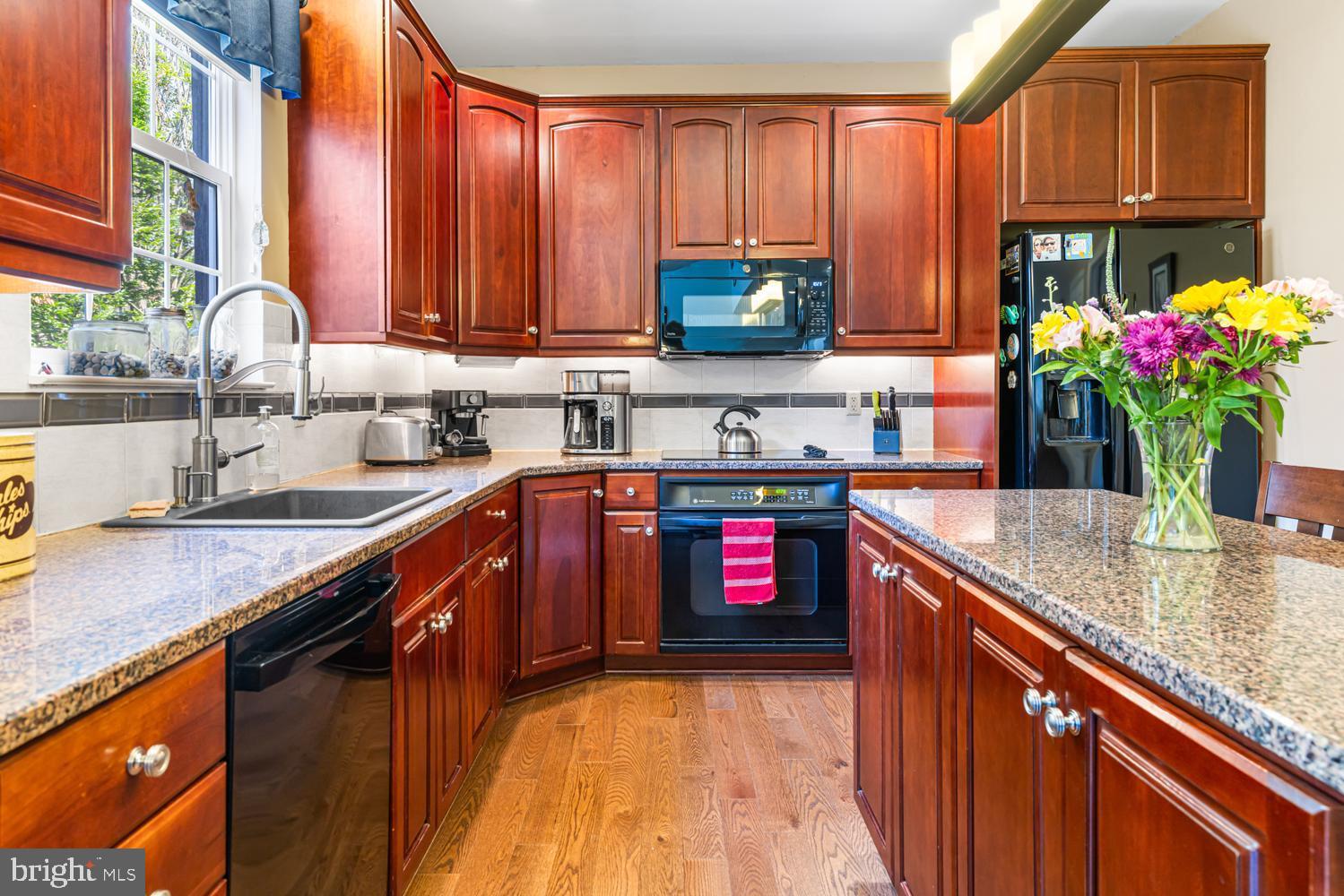 GREENSHIRE ESTATES - Residential