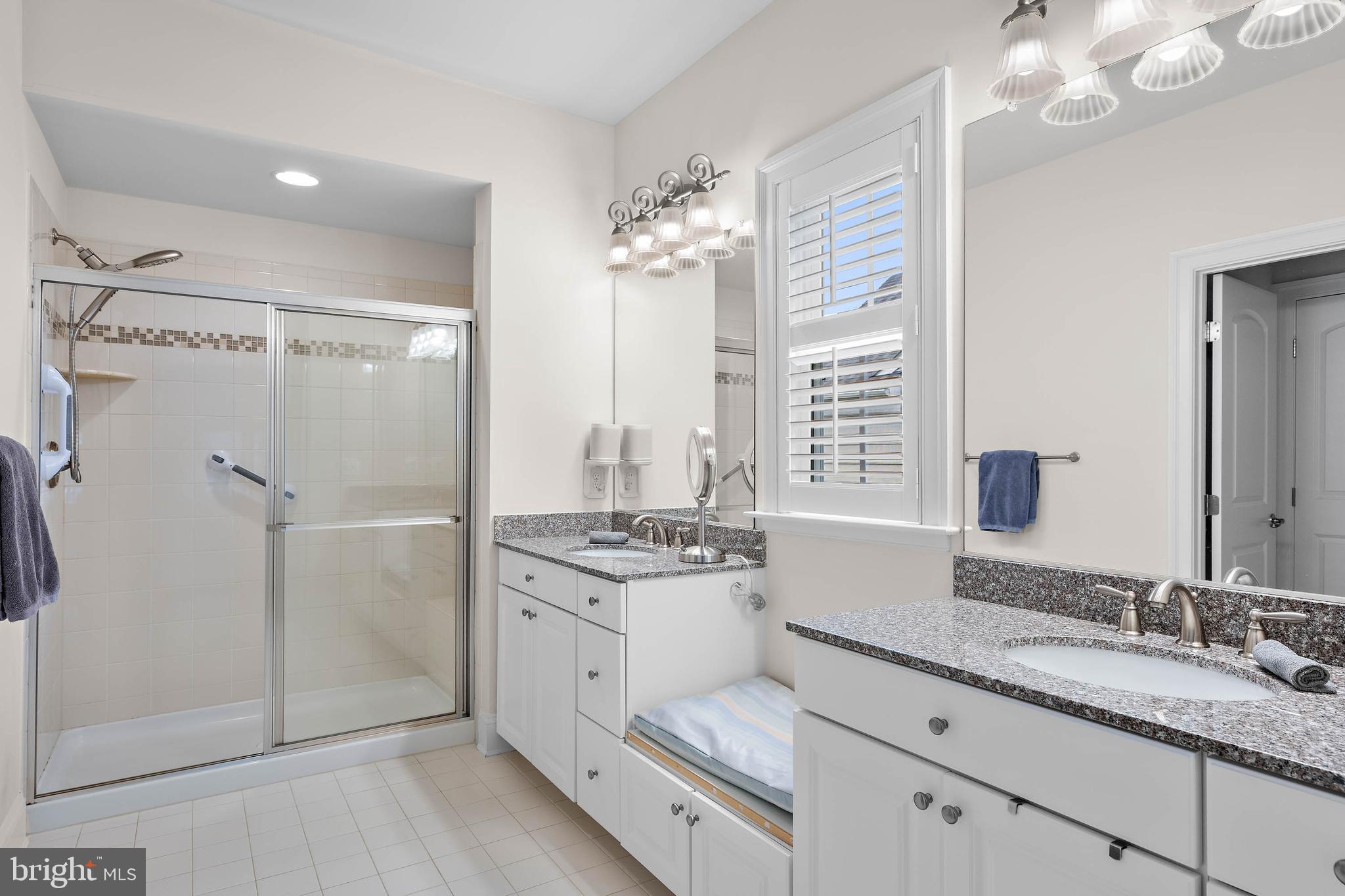 GRANDE AT CANAL POINTE - Residential