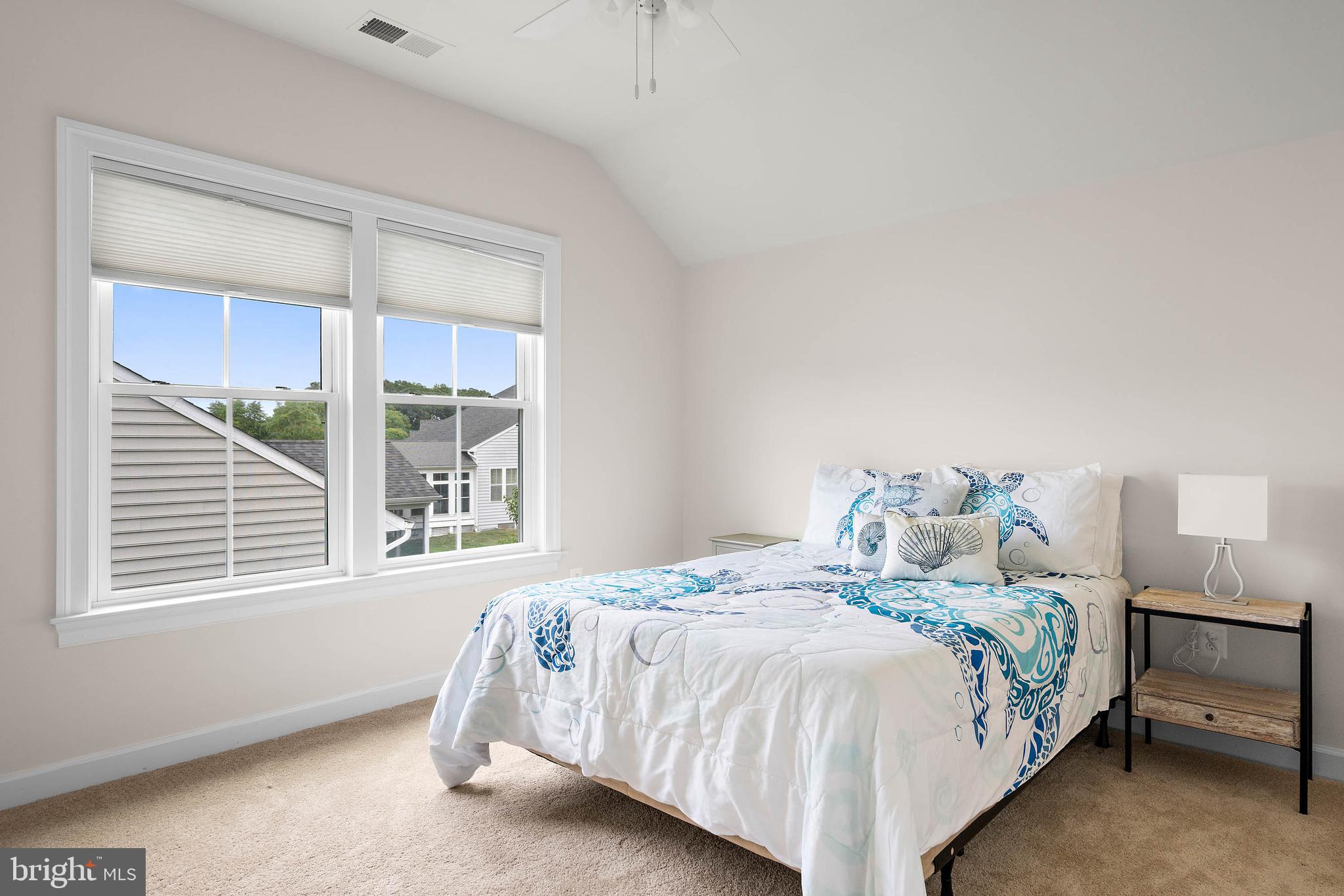GRANDE AT CANAL POINTE - Residential