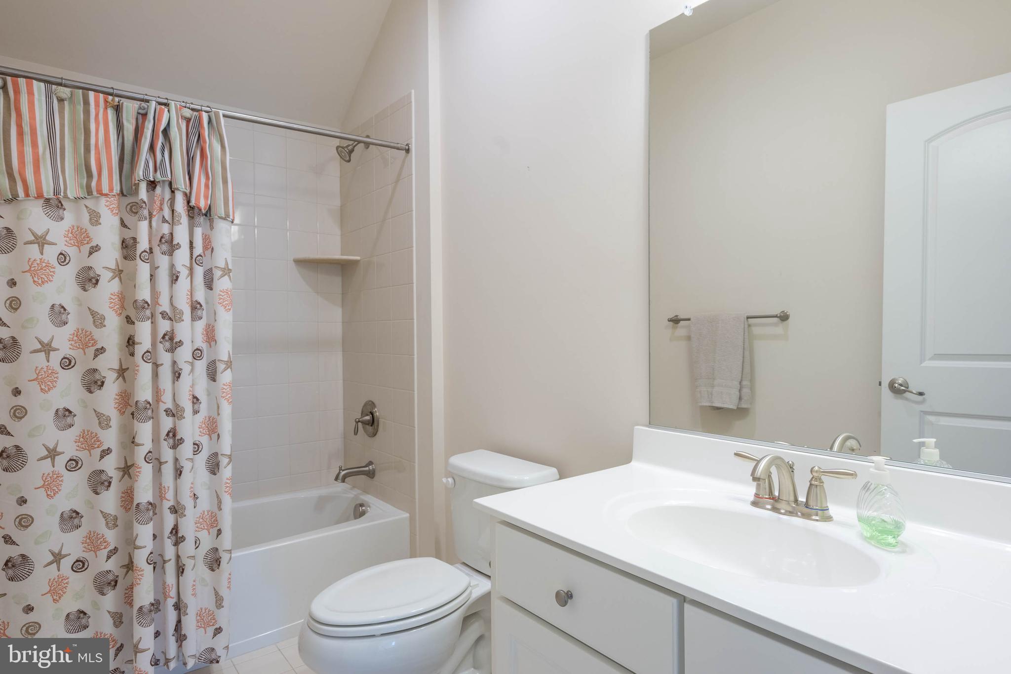 GRANDE AT CANAL POINTE - Residential