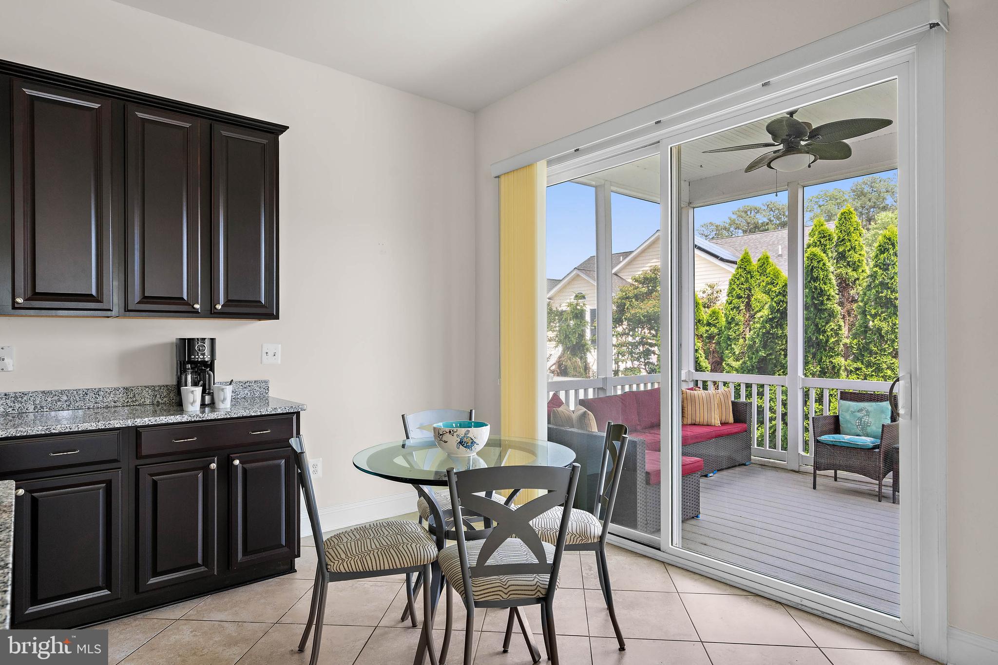 GRANDE AT CANAL POINTE - Residential