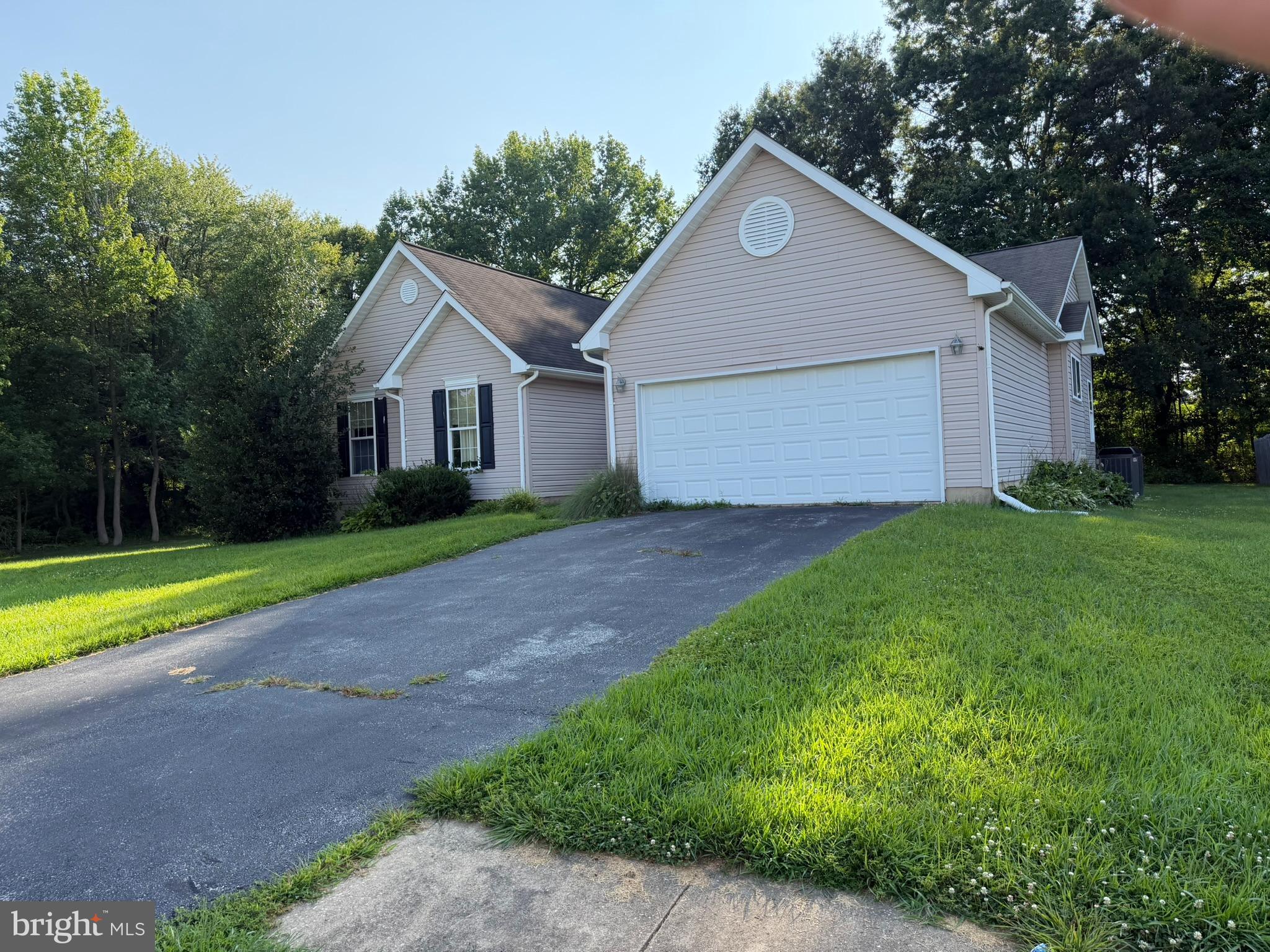 CHANDELEUR WOODS - Residential