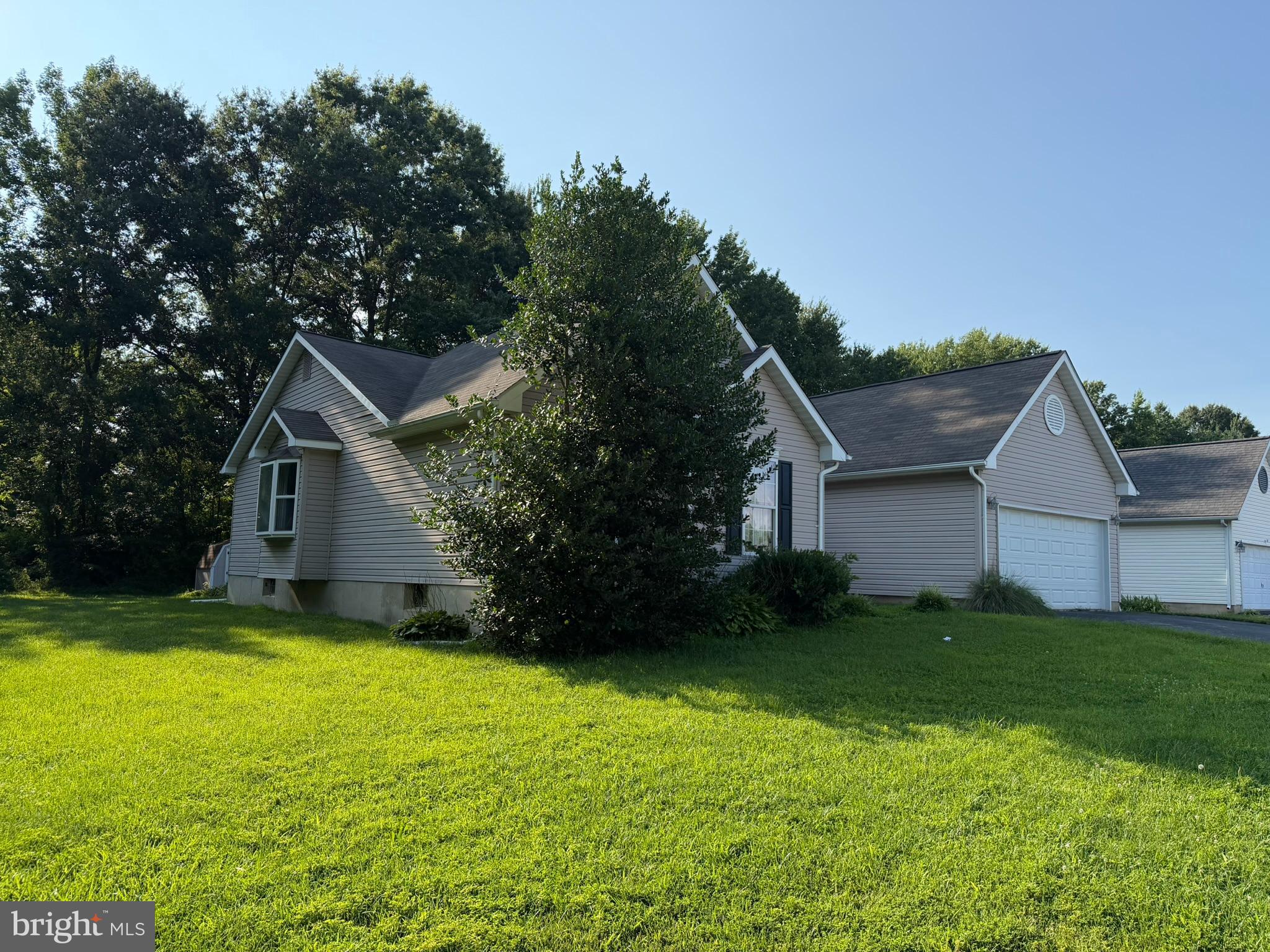 CHANDELEUR WOODS - Residential