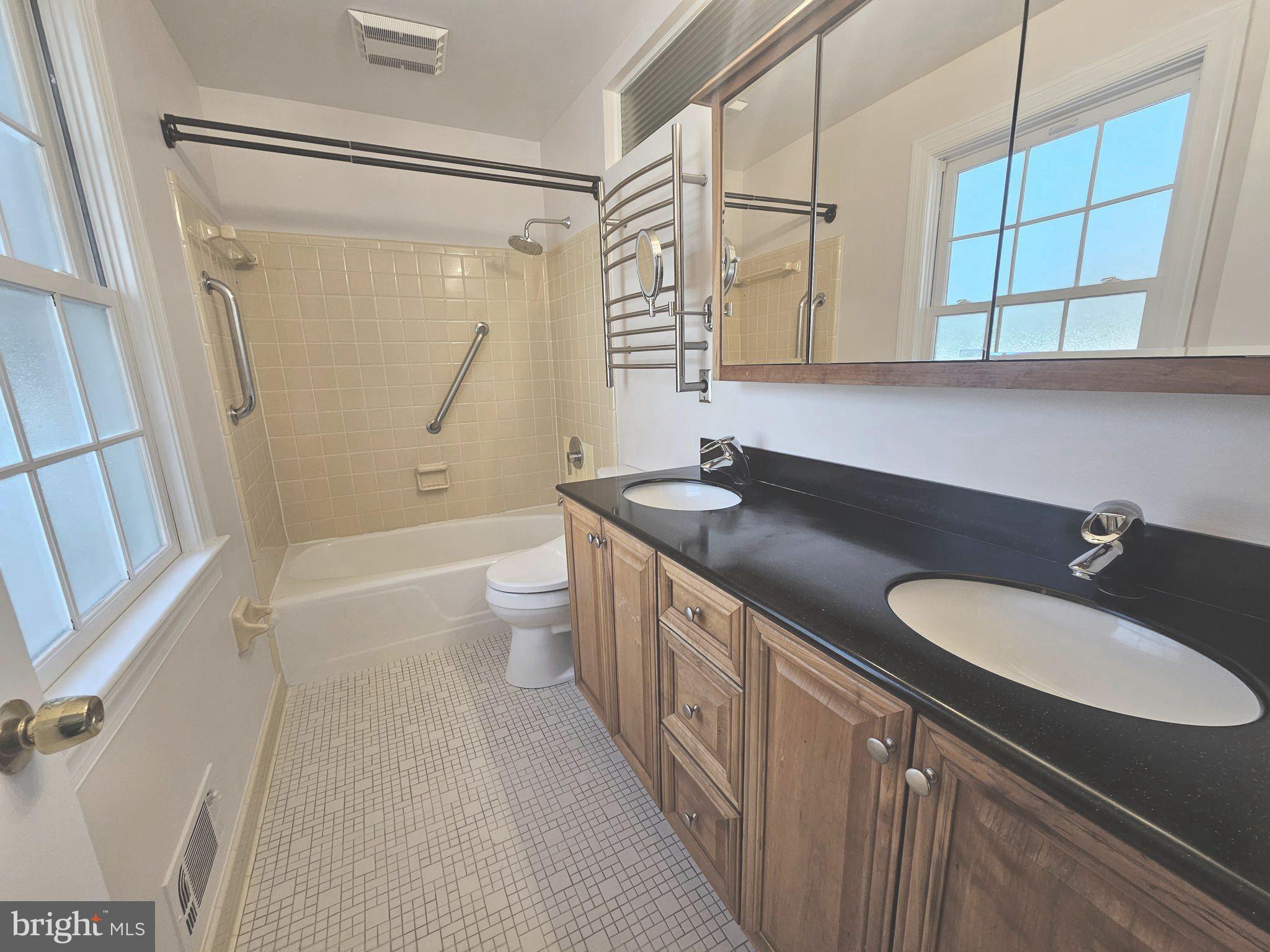 OLD GEORGETOWN ESTATES - Residential Lease