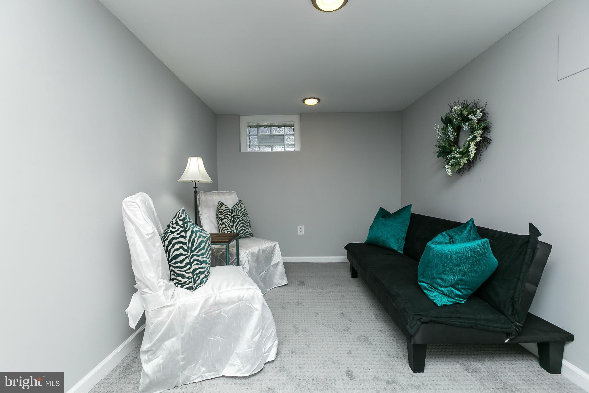 PARKVILLE - Residential