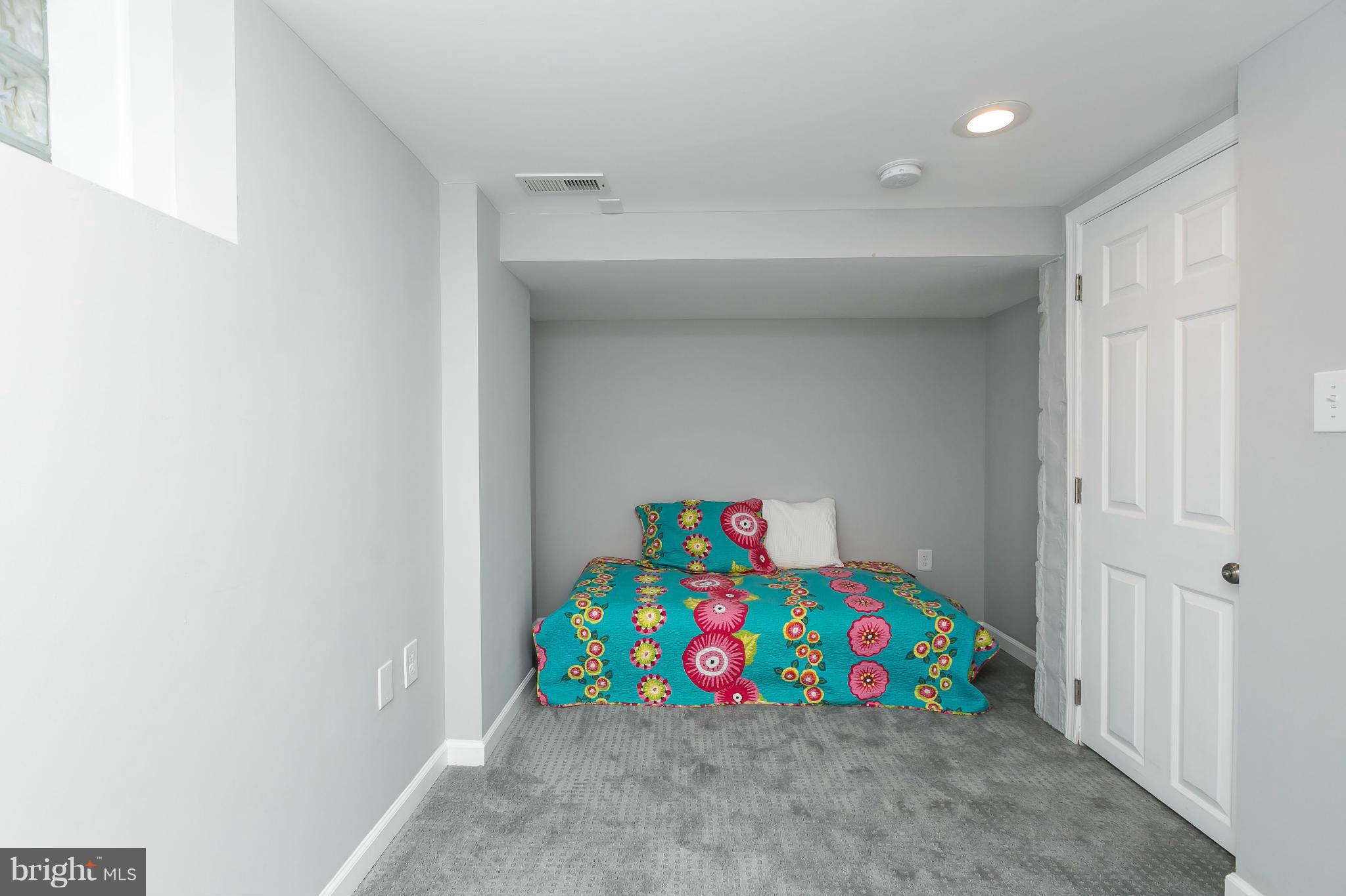PARKVILLE - Residential
