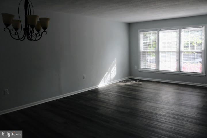 ROLLING FOREST - Residential Lease