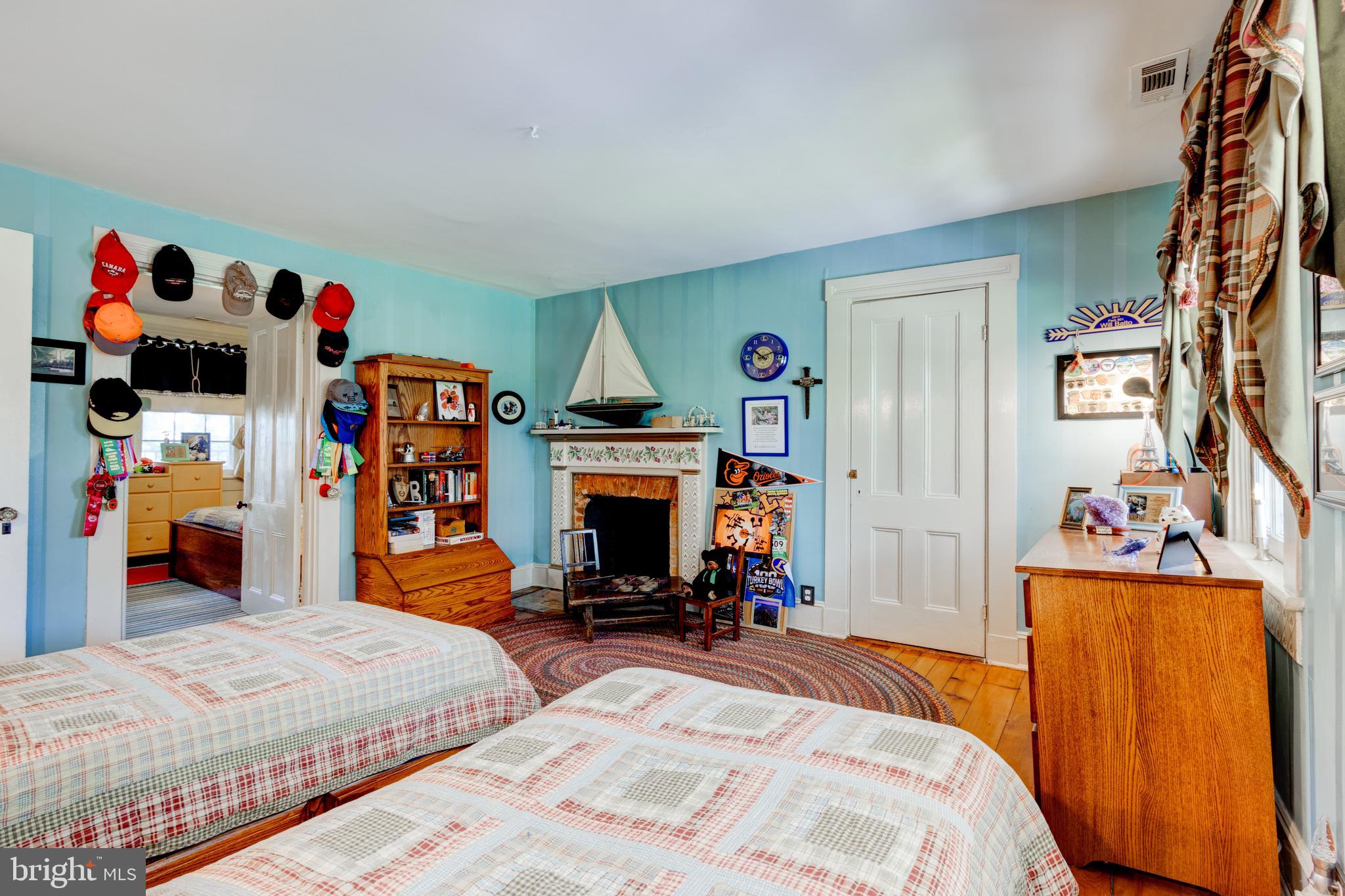 ROCHELLE MEADOWS - Residential