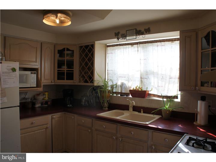 CRESCENTVILLE - Residential