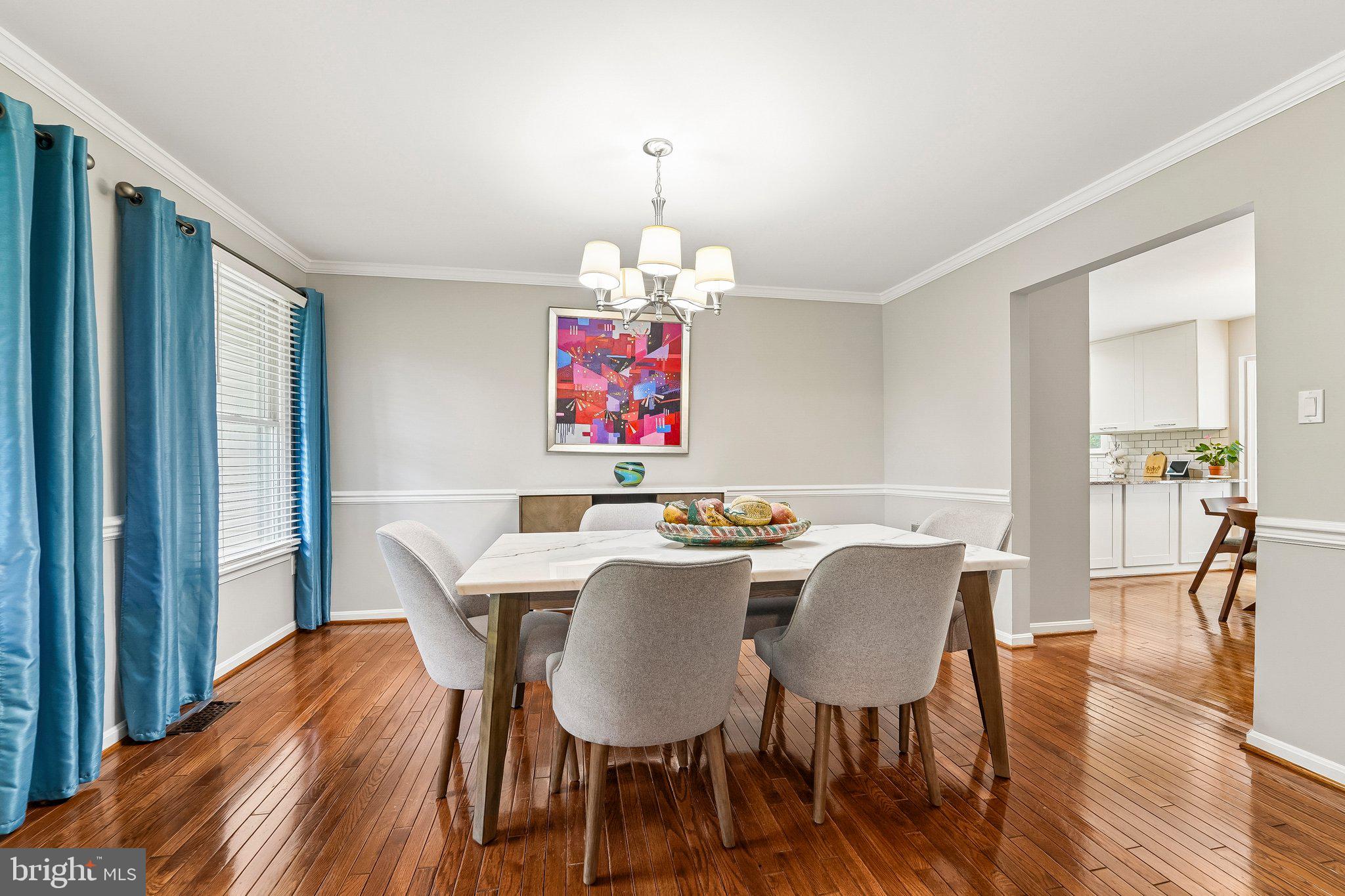 NAPLES MANOR - Residential