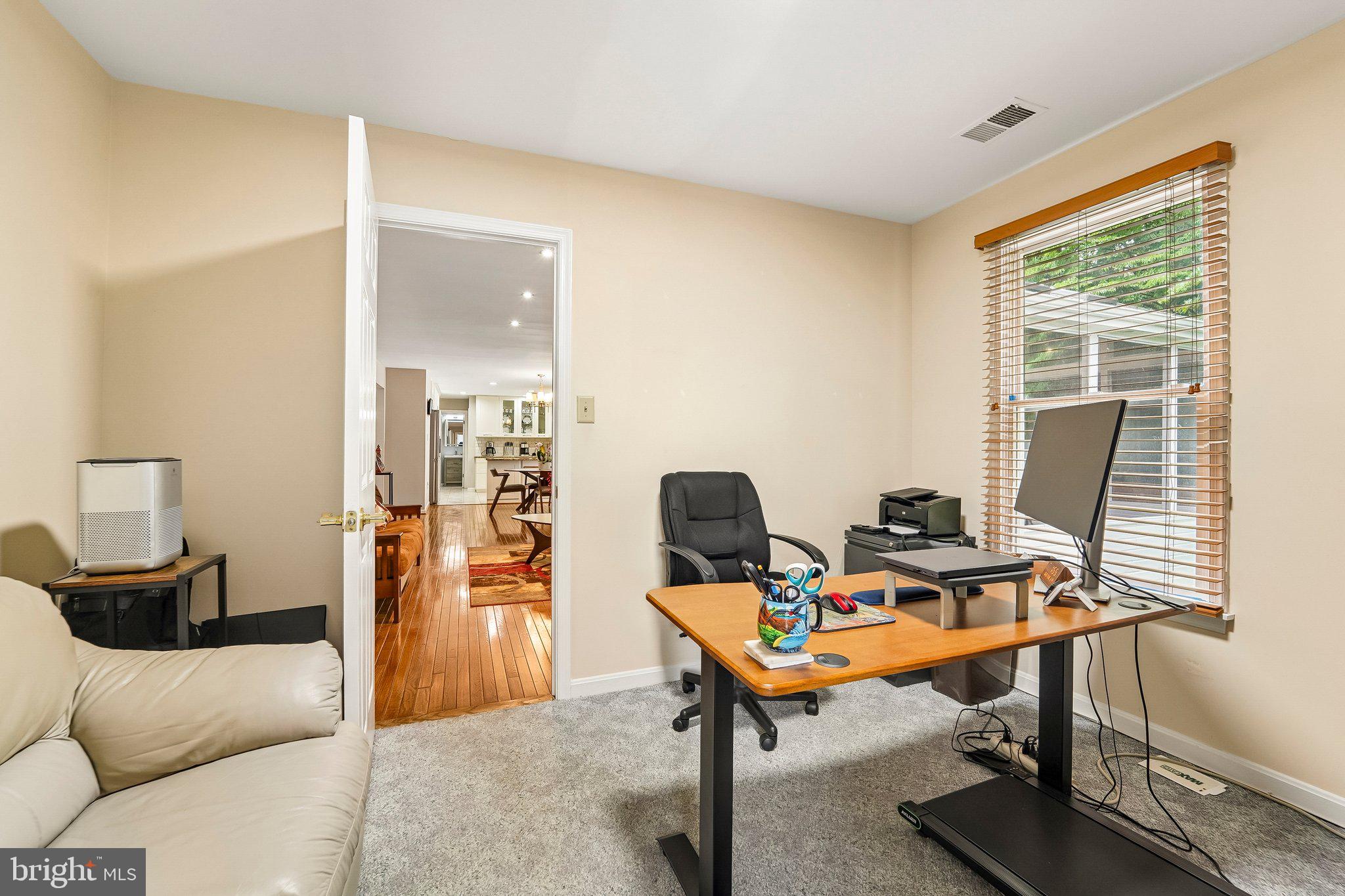 NAPLES MANOR - Residential