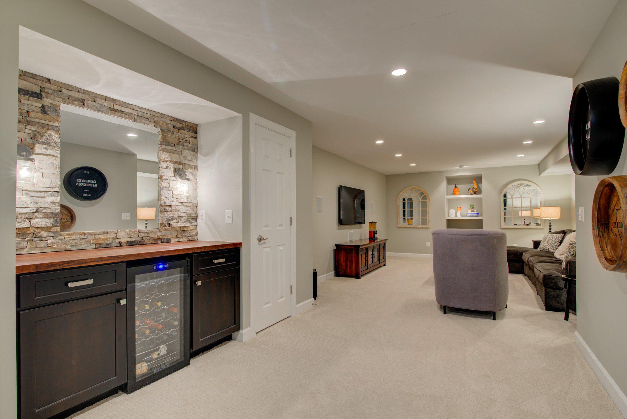 SPRING LAKES - Residential