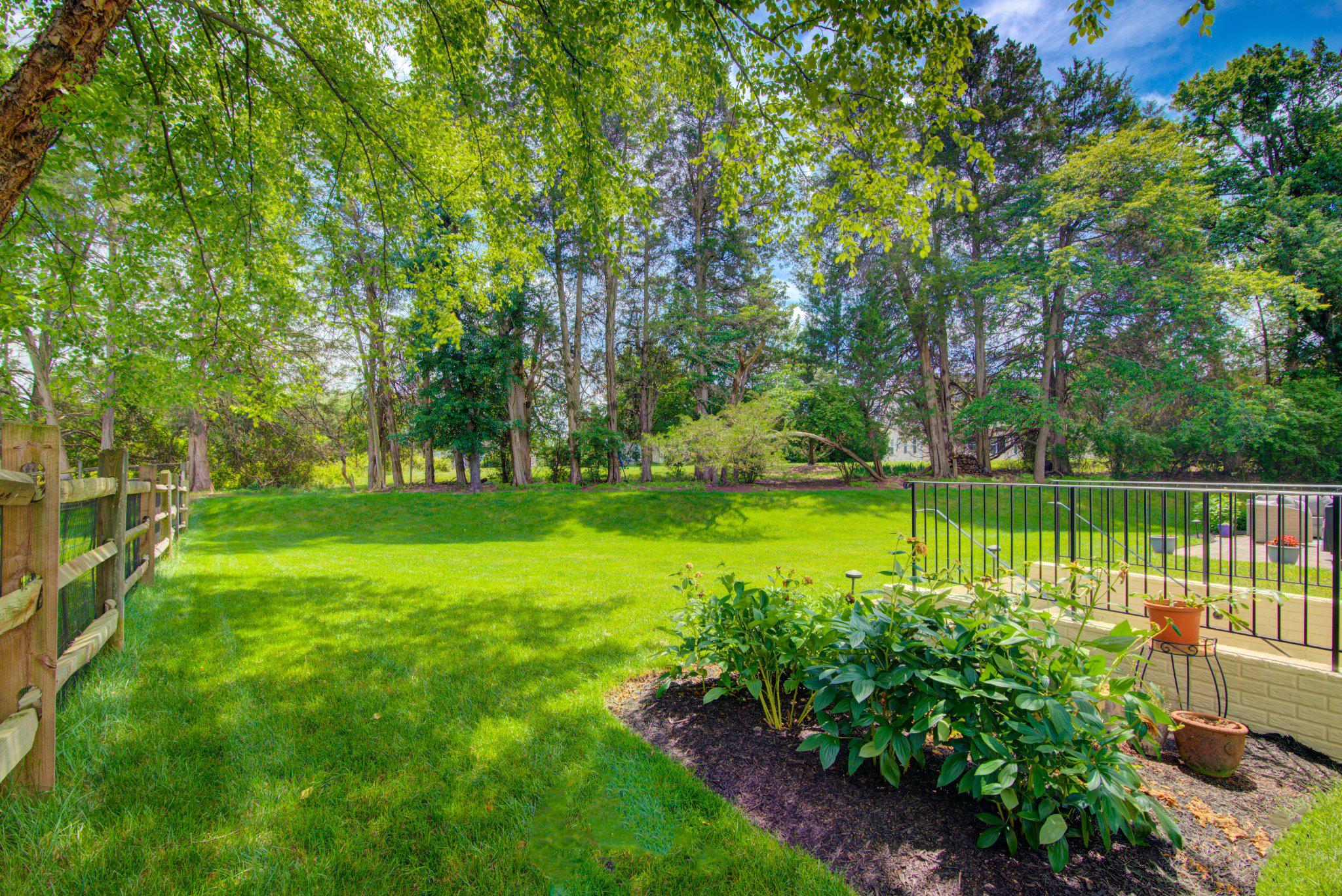 SPRING LAKES - Residential