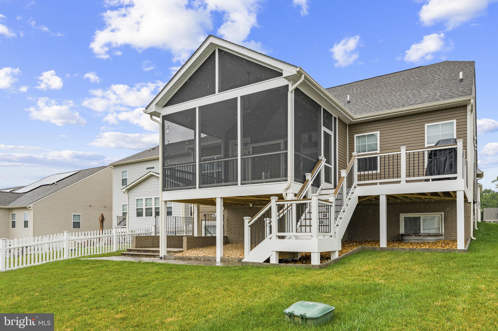 CLEVENGER CORNER VILLAGE - Residential