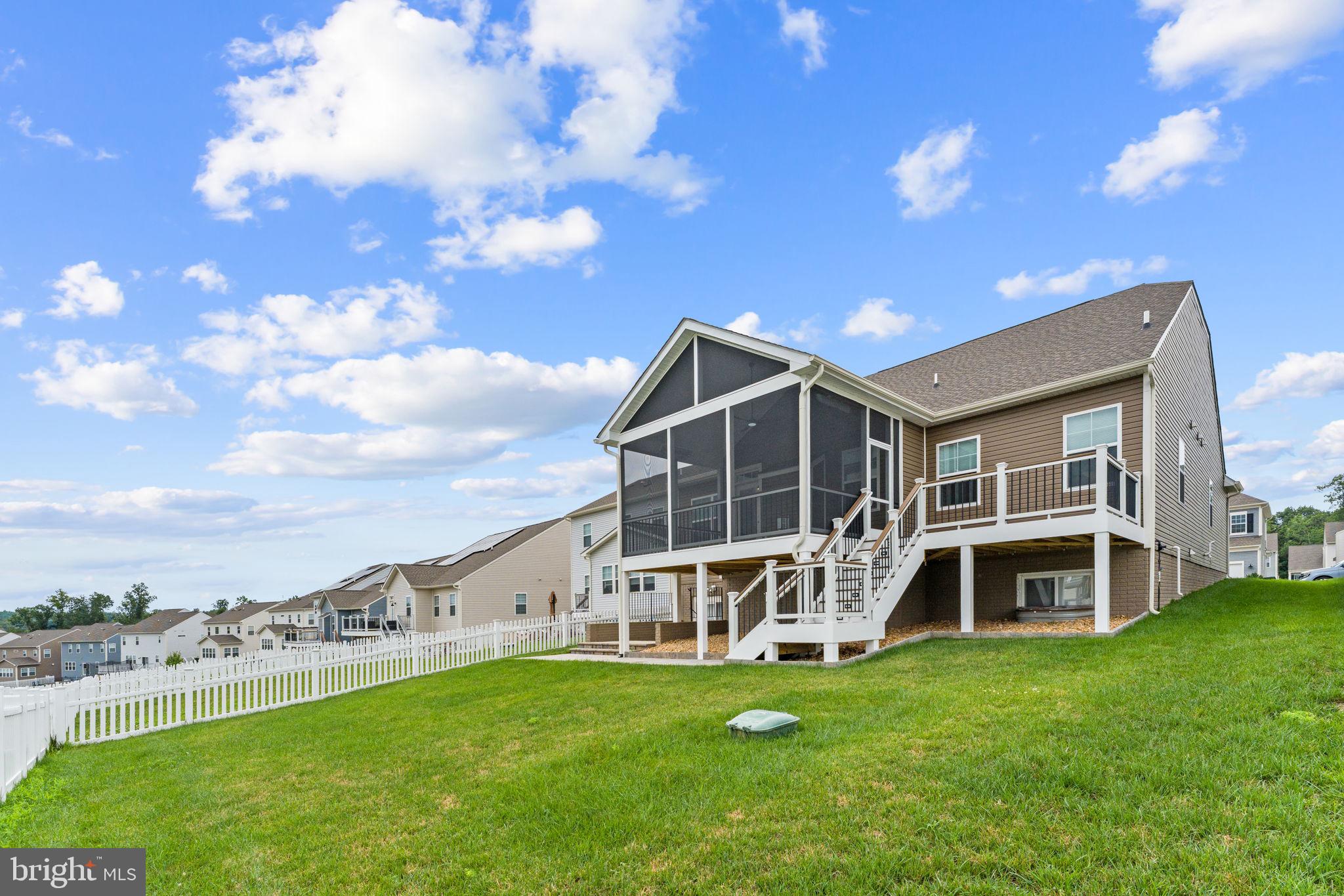 CLEVENGER CORNER VILLAGE - Residential
