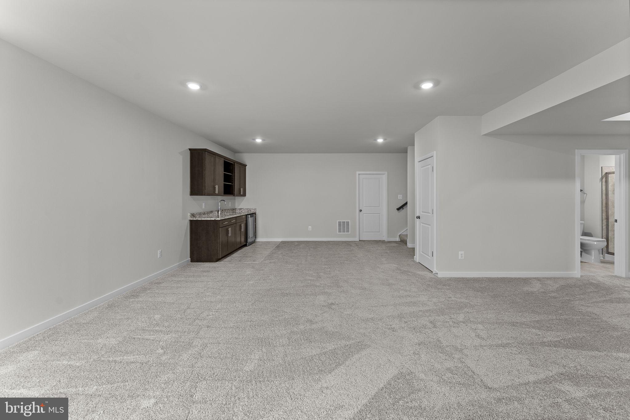 CLEVENGER CORNER VILLAGE - Residential